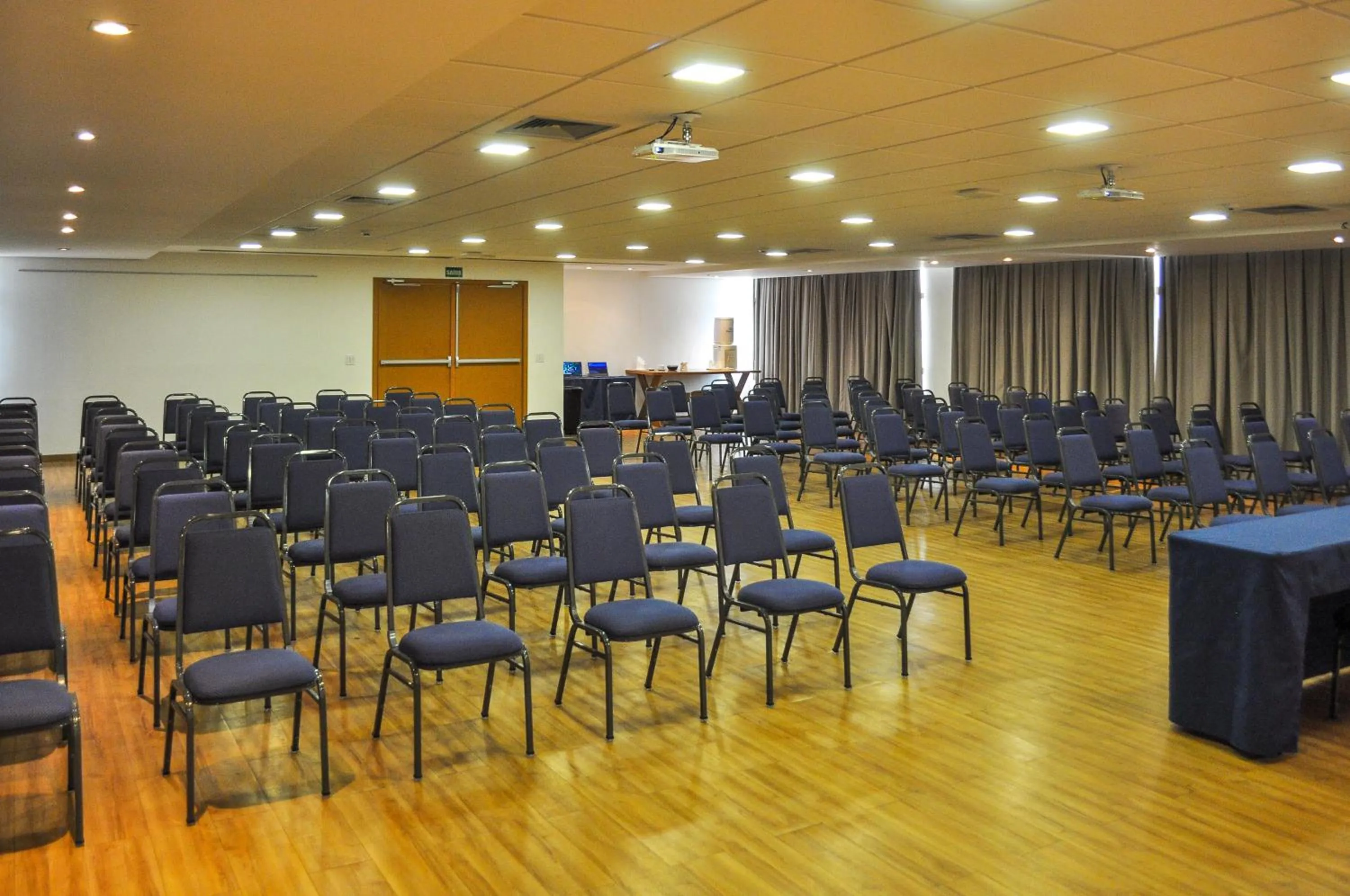 Banquet/Function facilities in Marante Executive Hotel