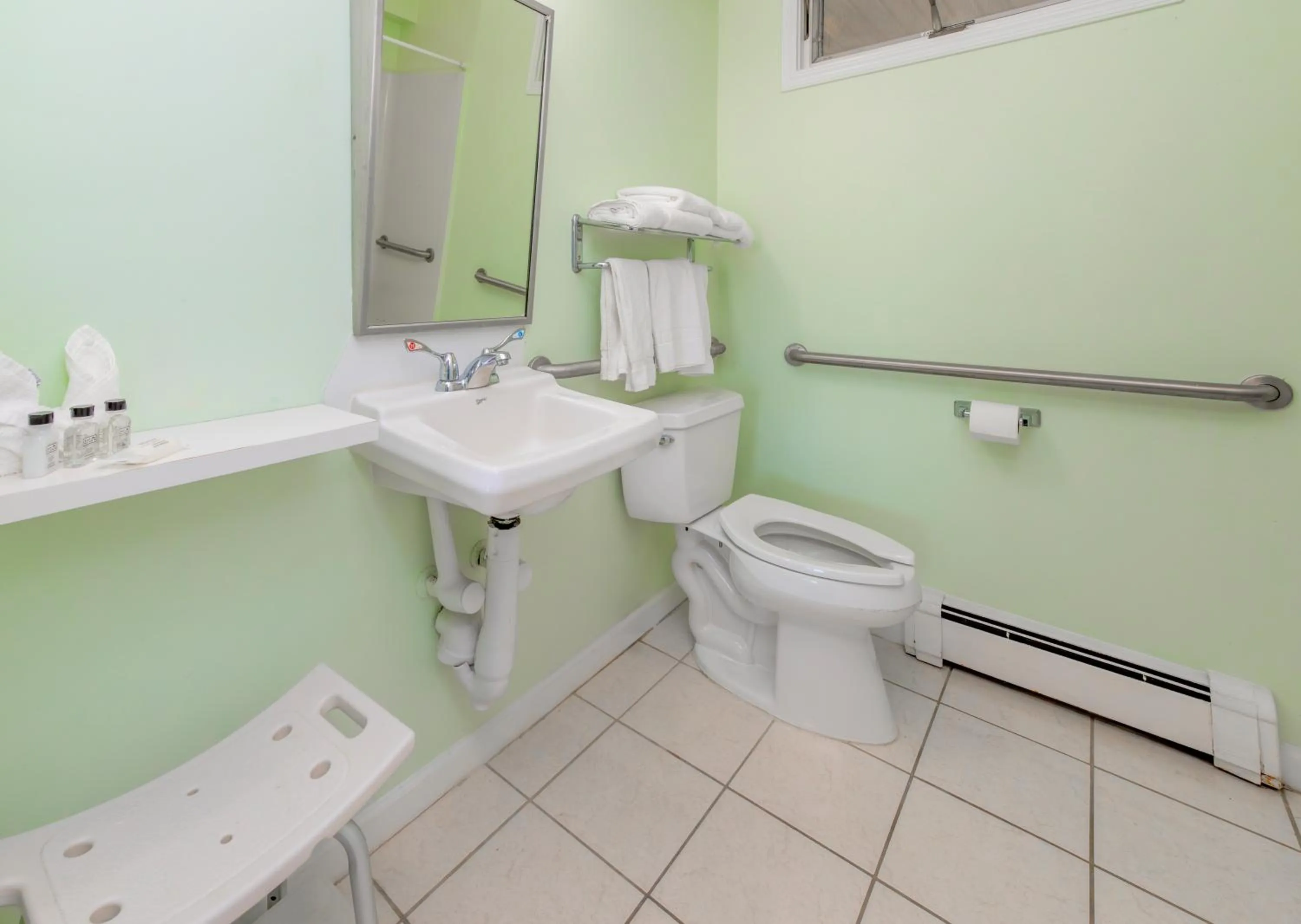 Bathroom in Drifting Sands Oceanfront Hotel