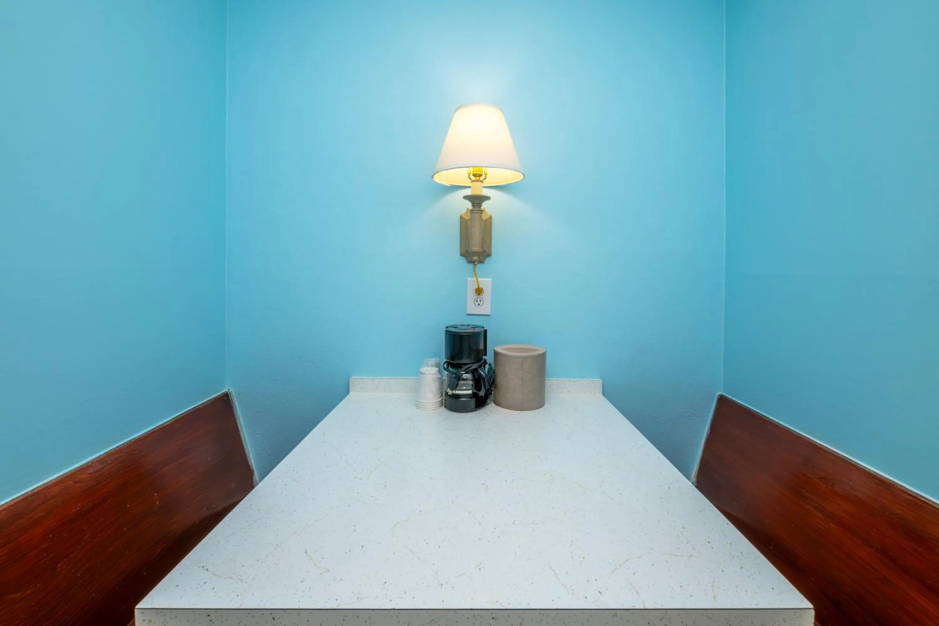 Kitchen or kitchenette in Drifting Sands Oceanfront Hotel