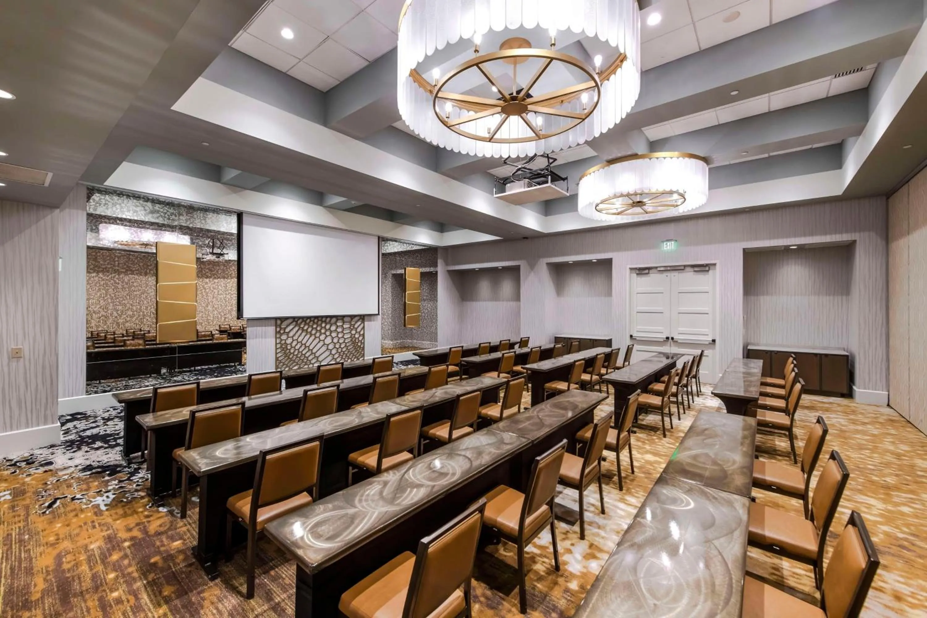 Meeting/conference room in Embassy Suites by Hilton Raleigh Durham Airport Brier Creek