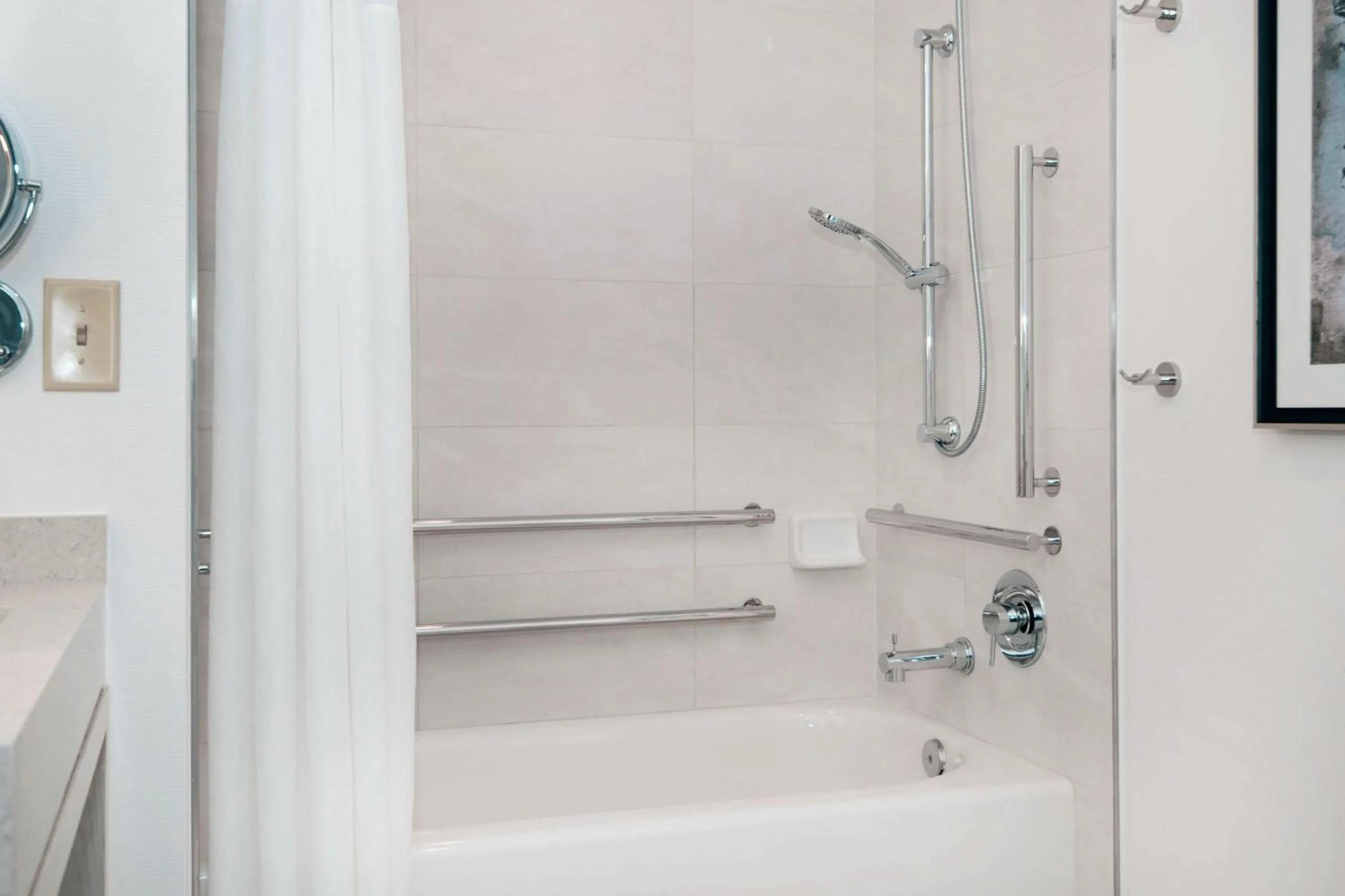 Bathroom in Embassy Suites by Hilton Raleigh Durham Airport Brier Creek