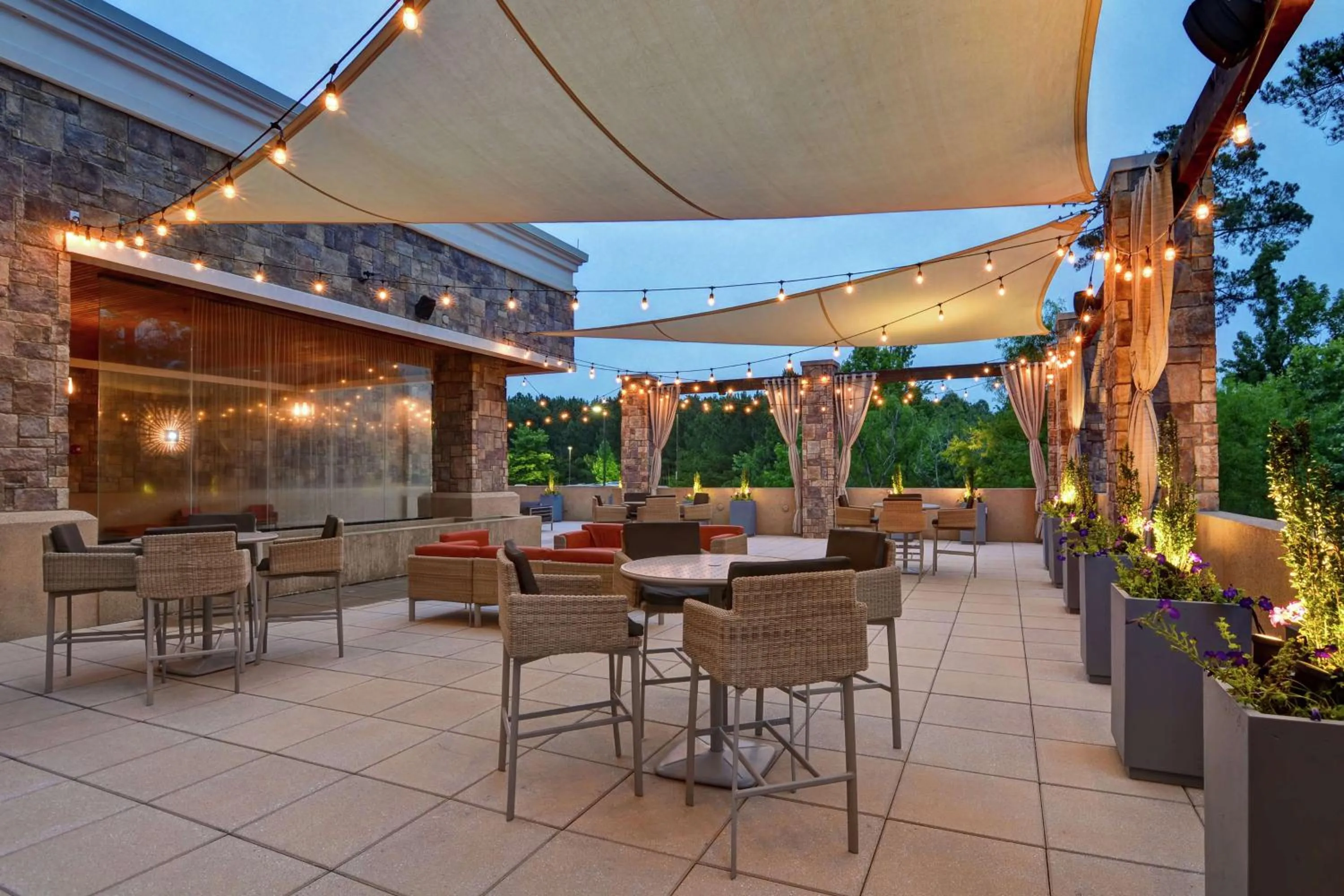 Patio in Embassy Suites by Hilton Raleigh Durham Airport Brier Creek