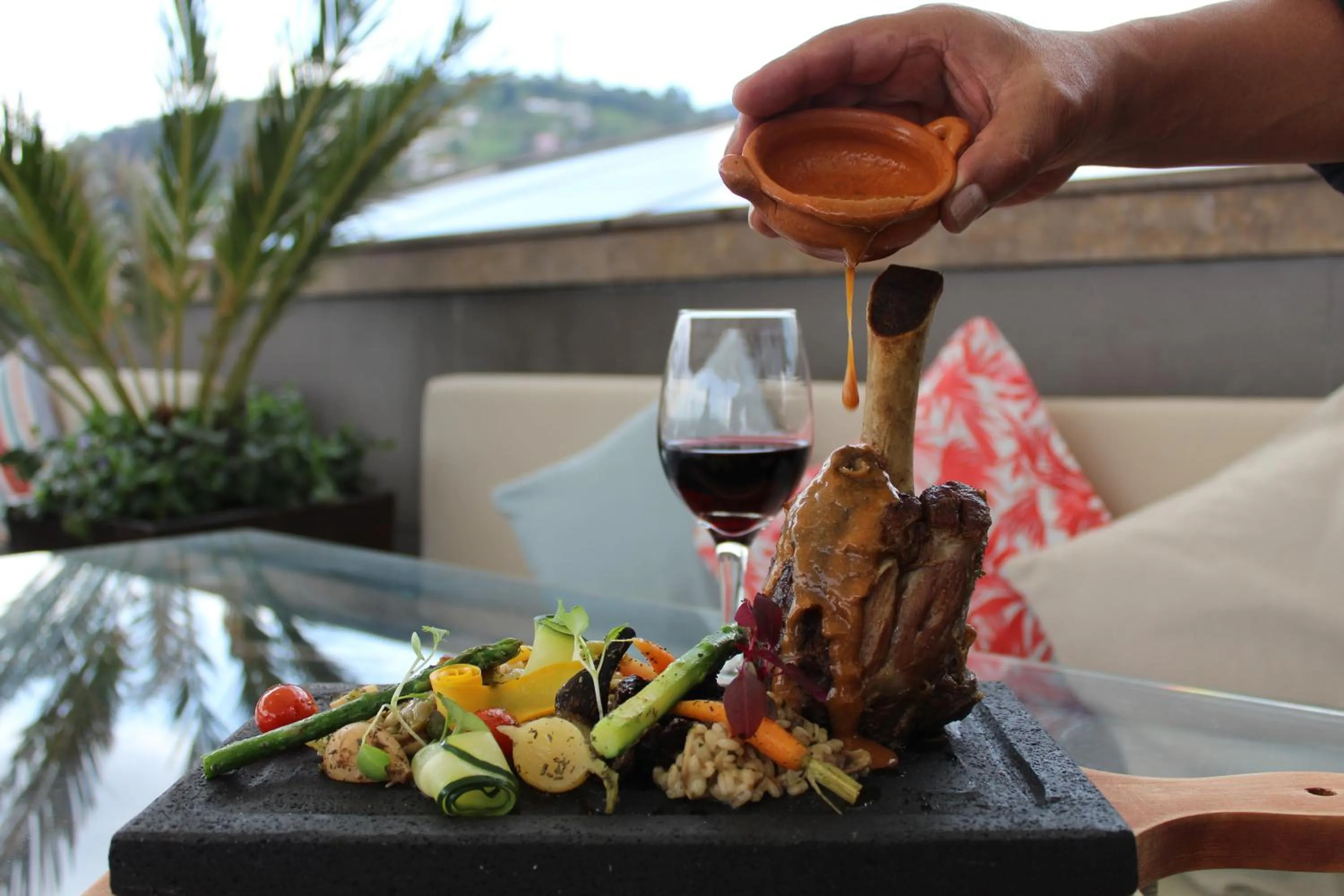 Restaurant/places to eat in Mama Cuchara by Art Hotels