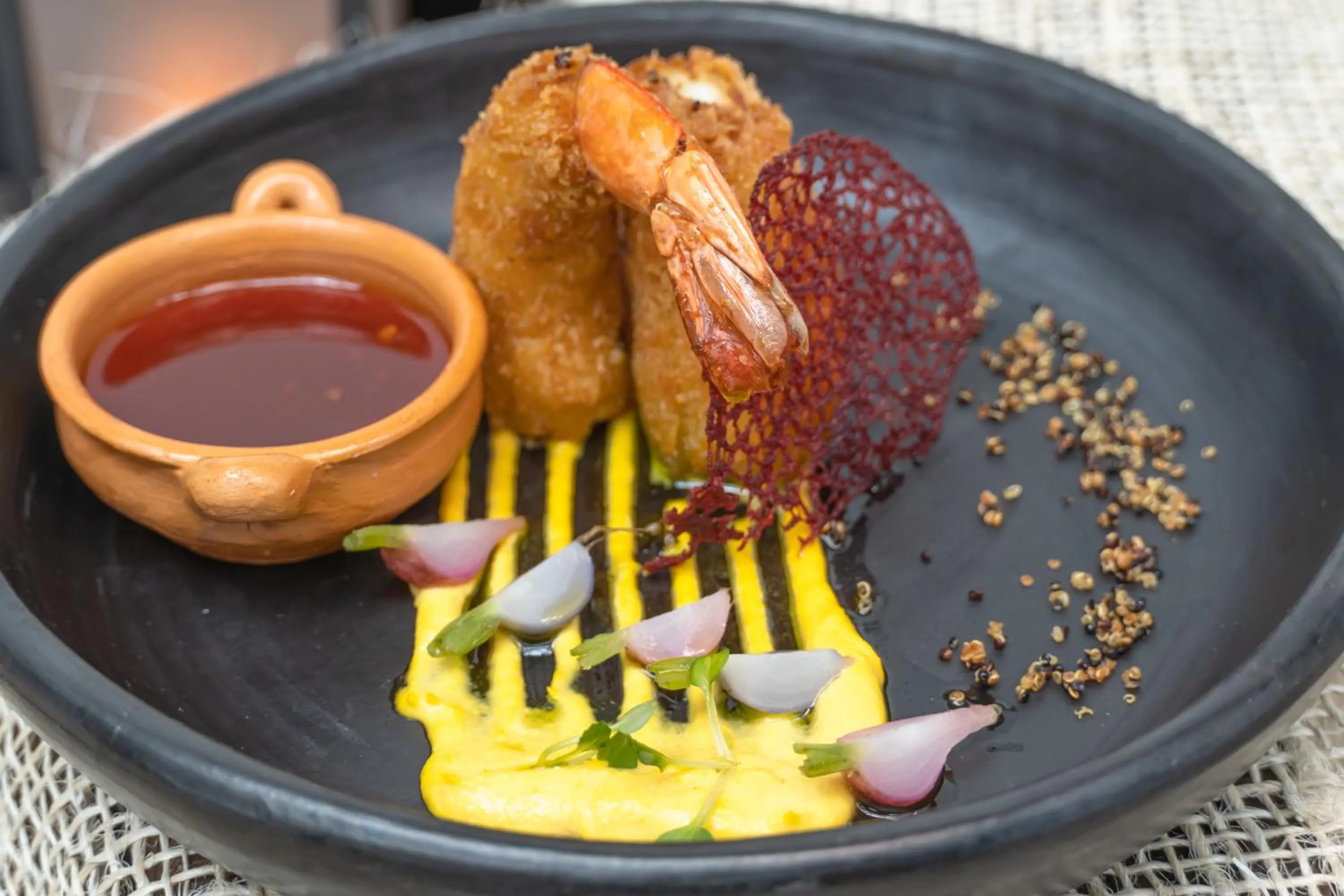 Restaurant/places to eat in Mama Cuchara by Art Hotels