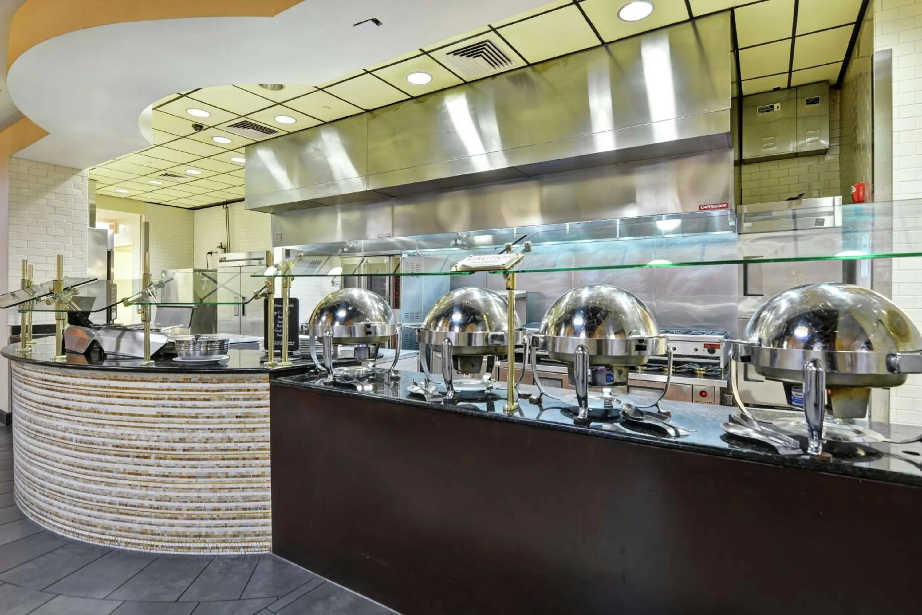 Breakfast in Embassy Suites Savannah Airport