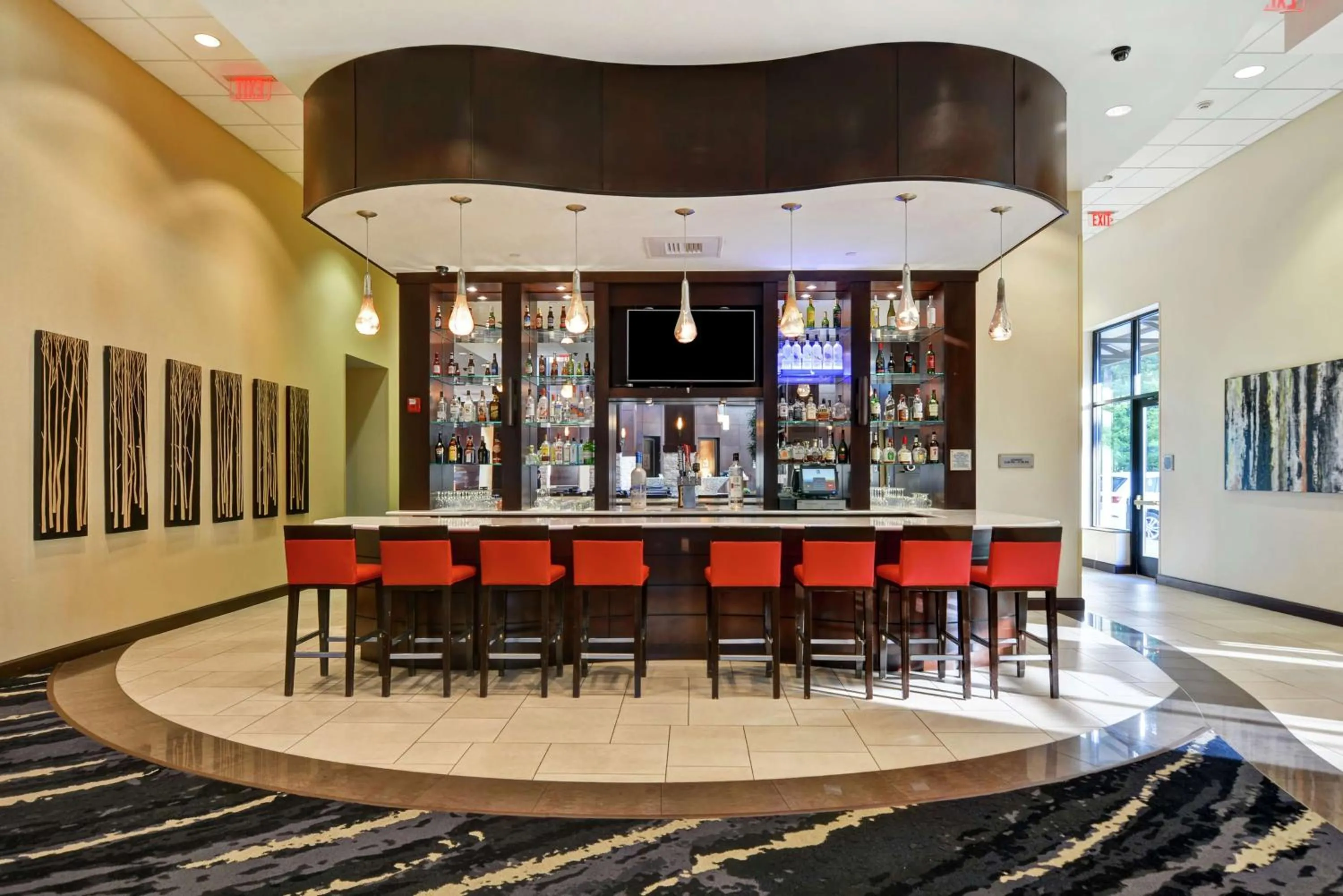 Lobby or reception in Embassy Suites Savannah Airport