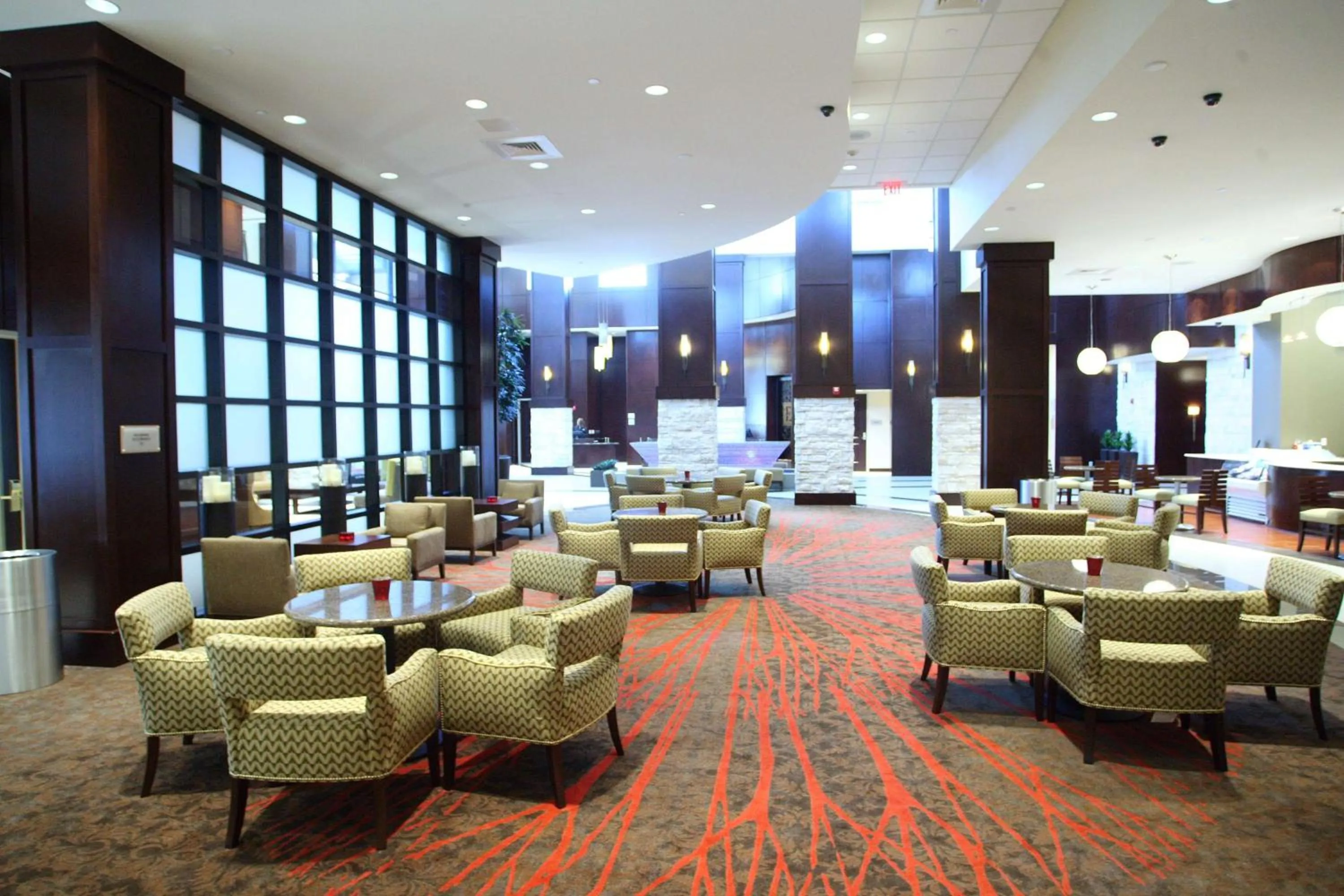 Restaurant/places to eat in Embassy Suites Savannah Airport