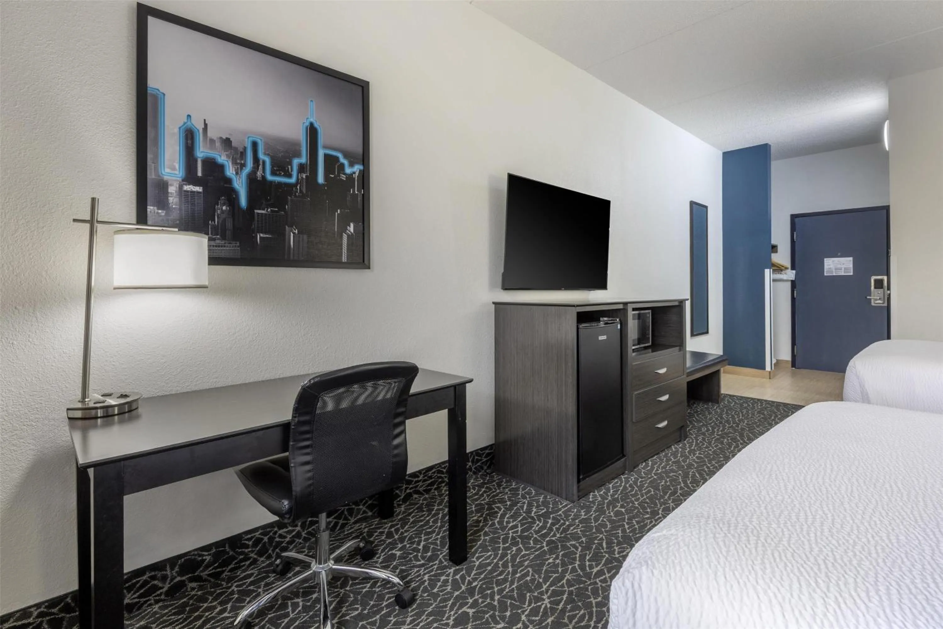 Bedroom, Bed in Best Western Bolingbrook Hotel