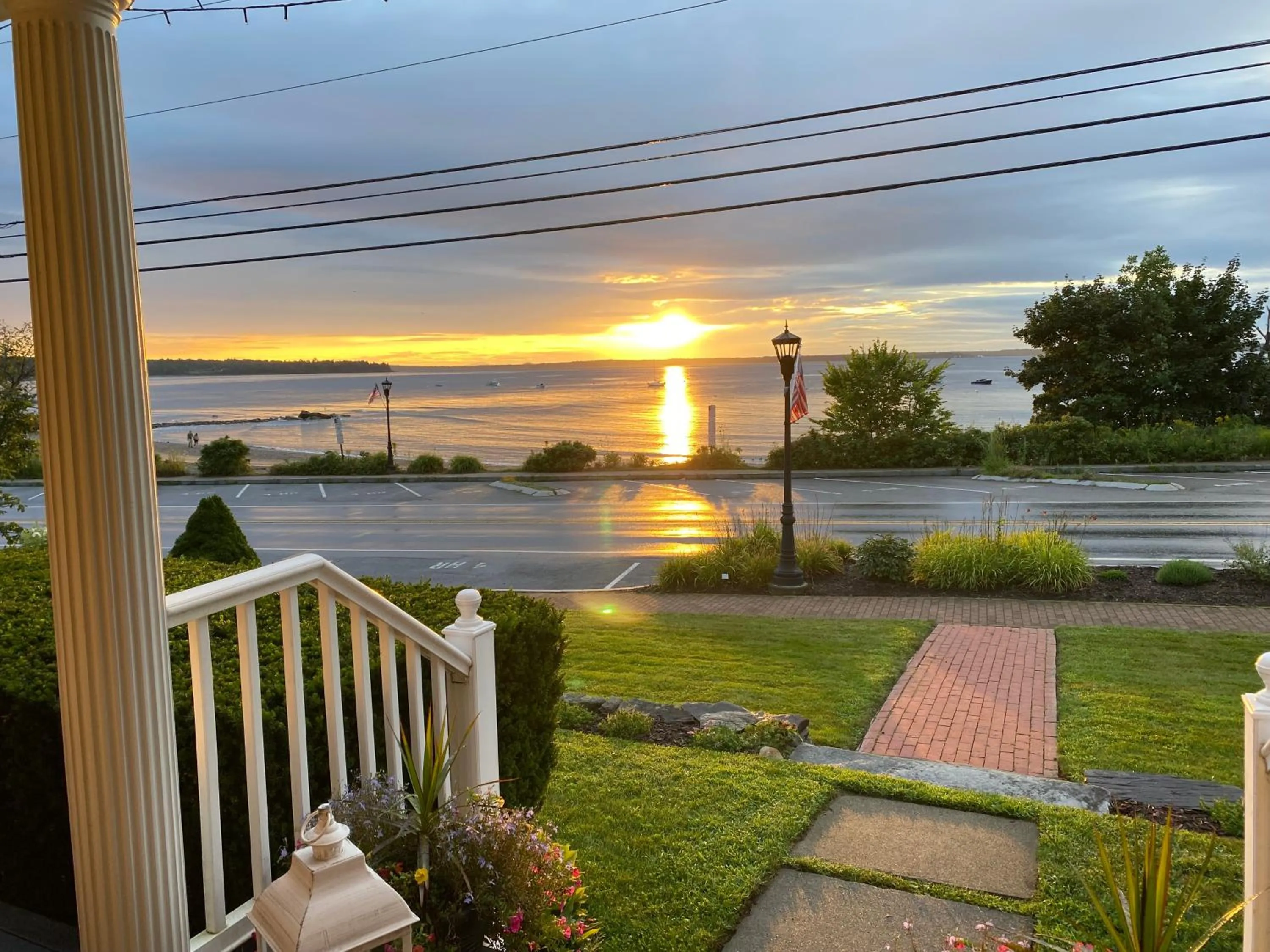 Property building in Spouter Inn Bed & Breakfast