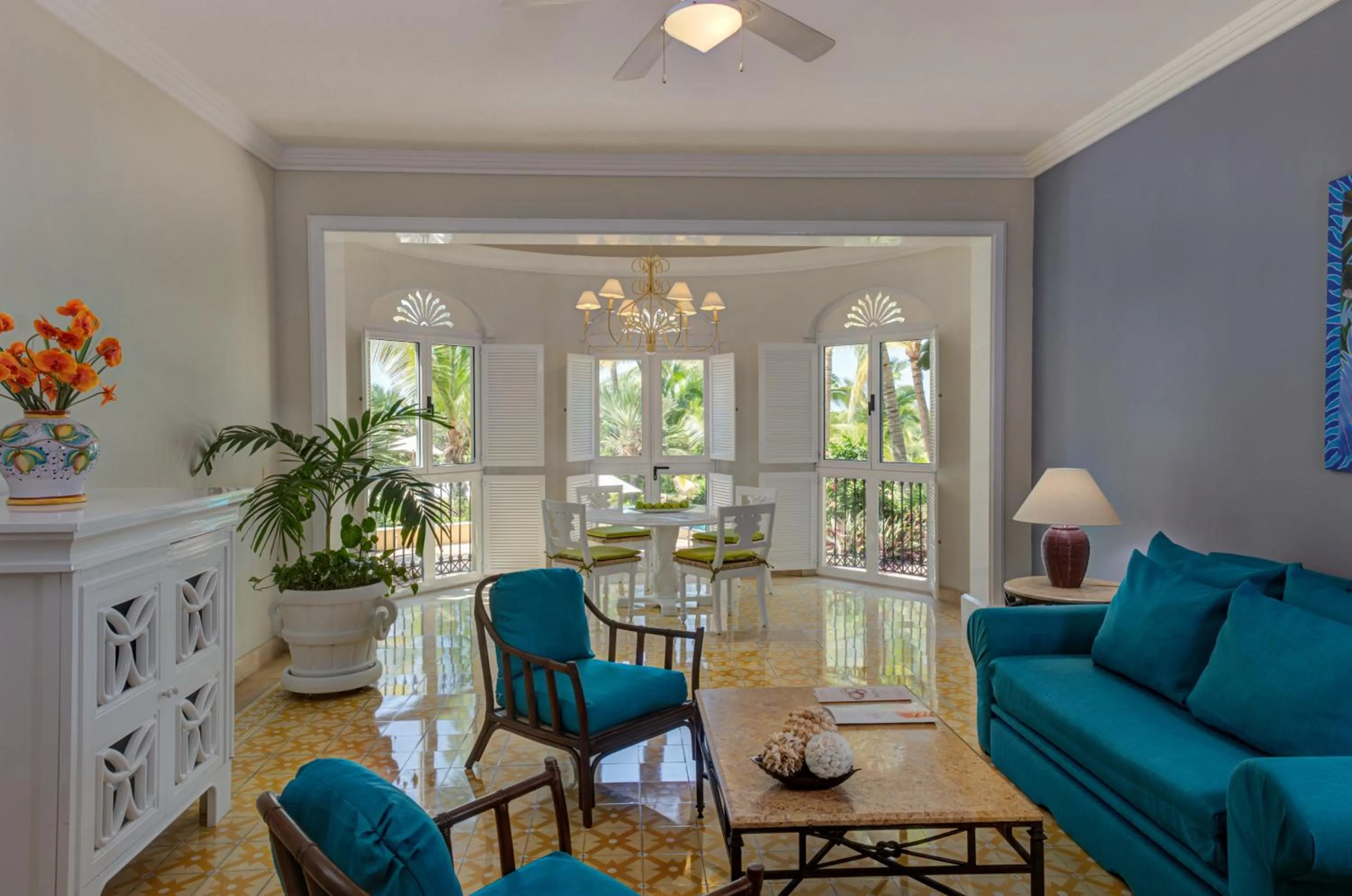 Living room in Pueblo Bonito Emerald Bay Resort & Spa - All Inclusive