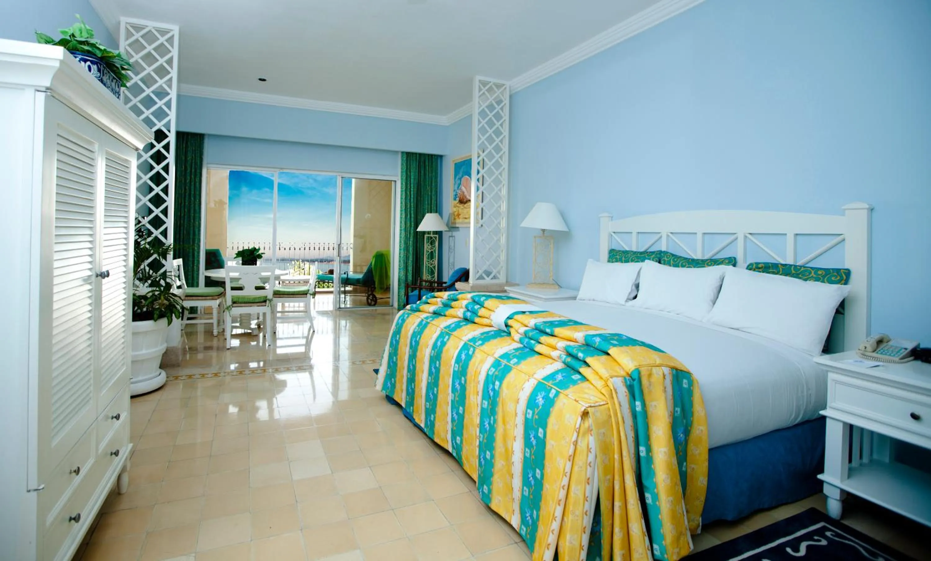 Bedroom, Bed in Pueblo Bonito Emerald Bay Resort & Spa - All Inclusive