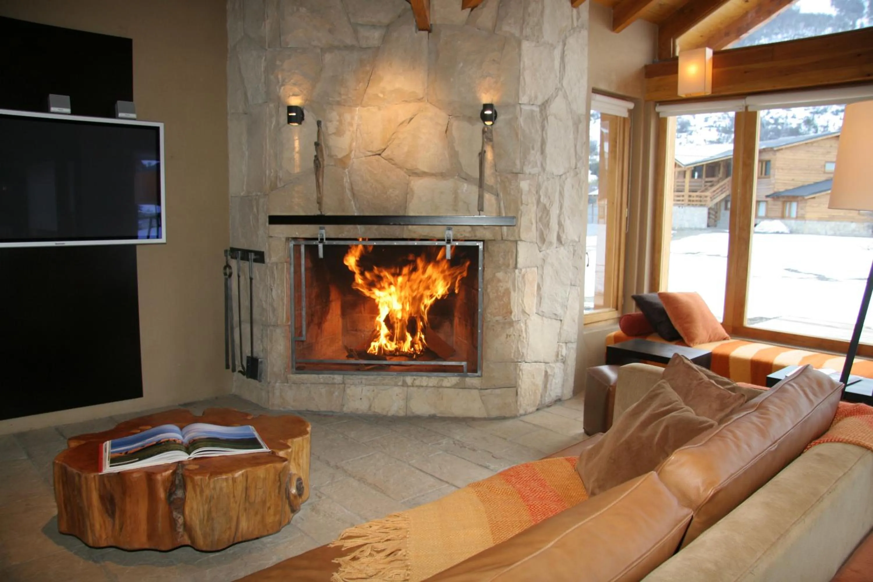 Communal lounge/ TV room in Galileo Boutique Hotel