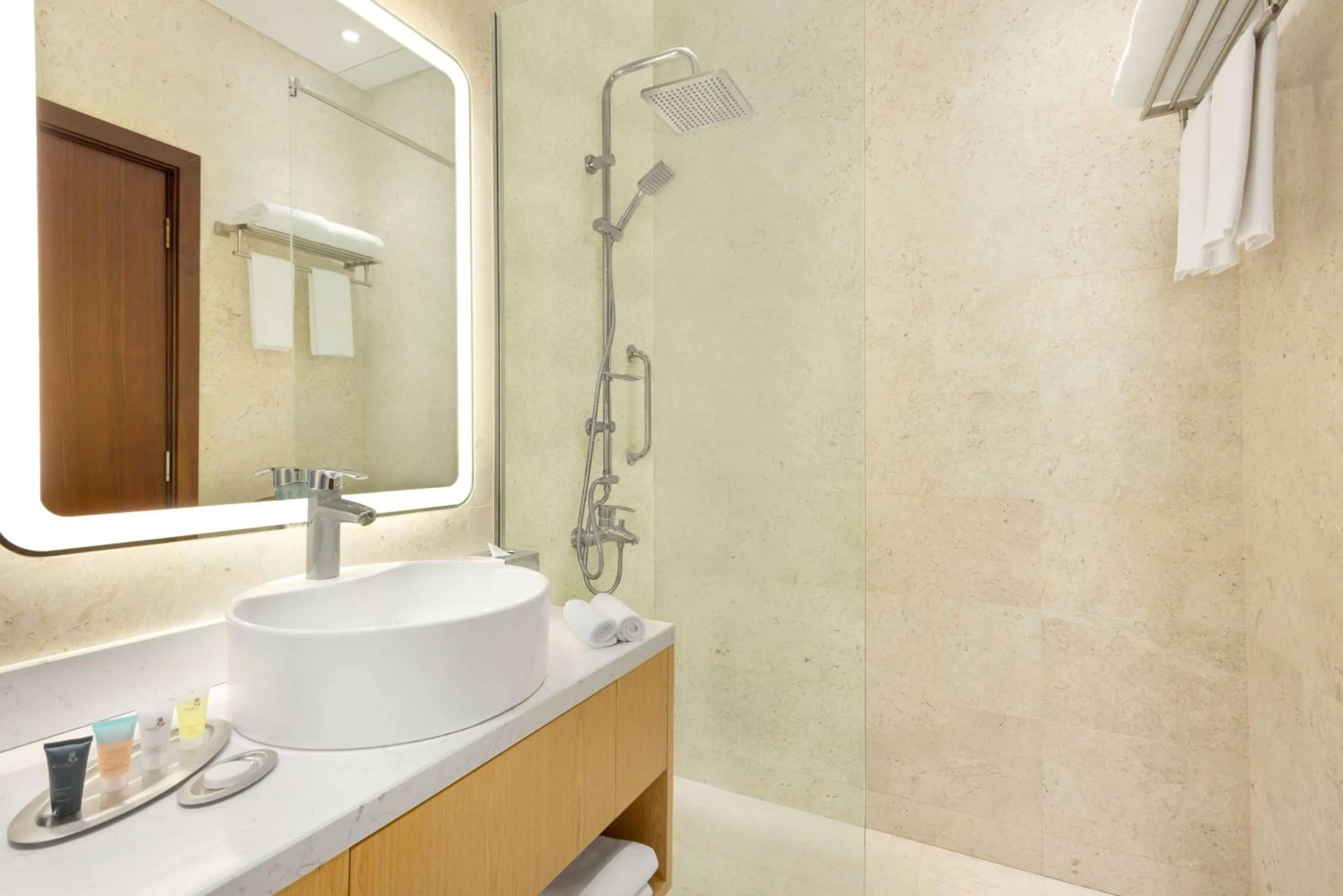 Bathroom in Wyndham Garden Salalah Mirbat