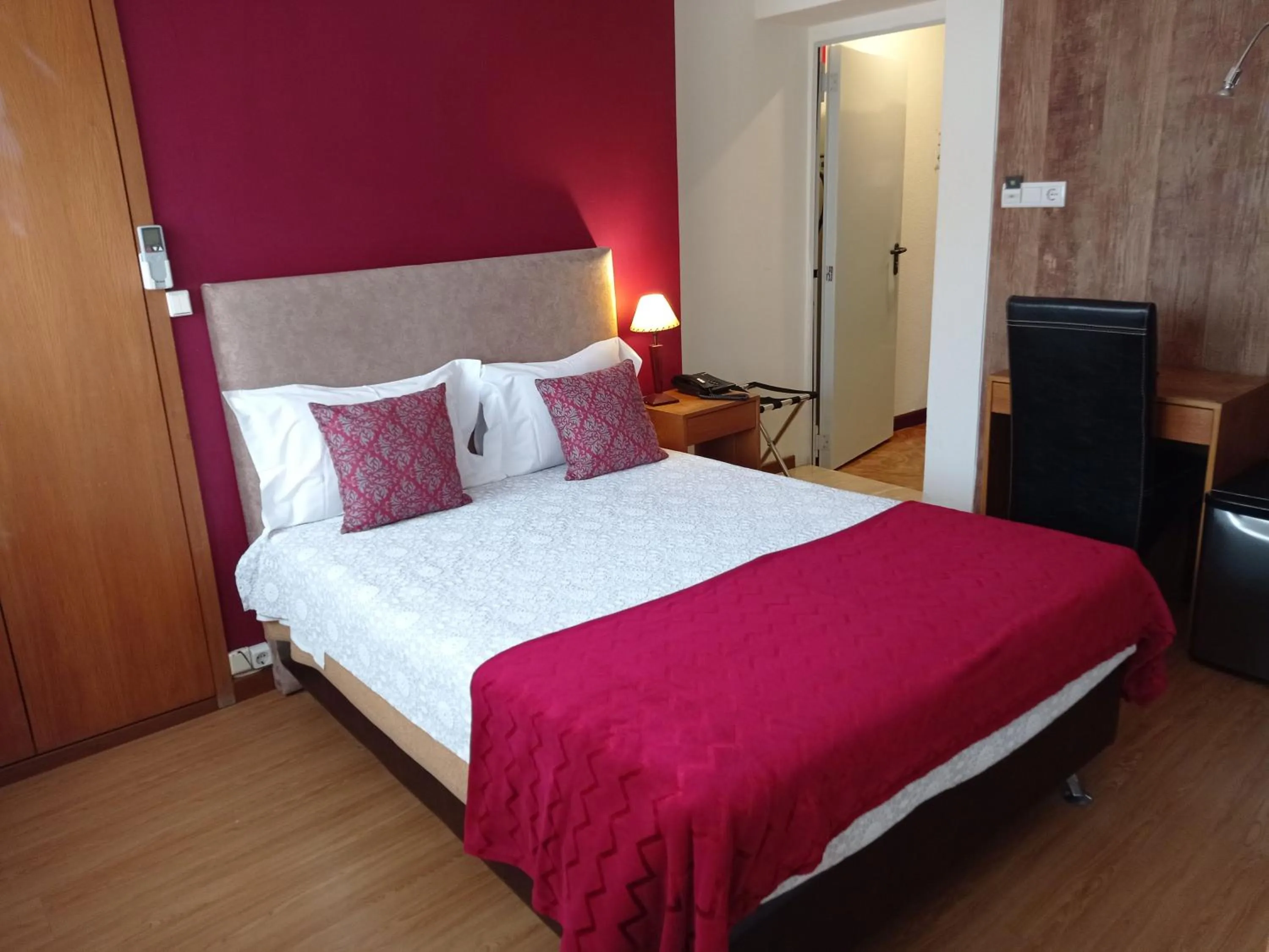 Property building, Bed in Hotel Paulista
