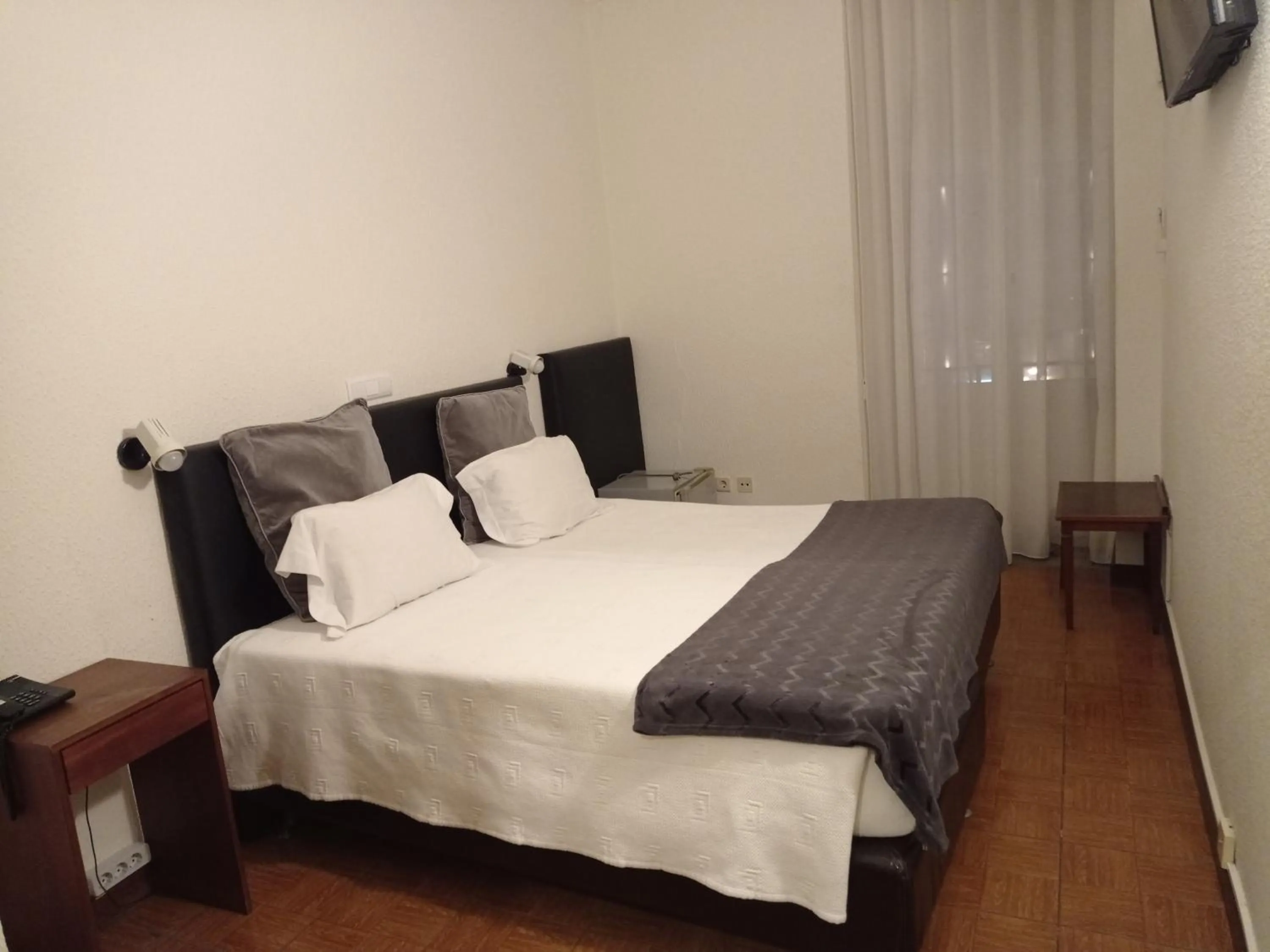Property building, Bed in Hotel Paulista