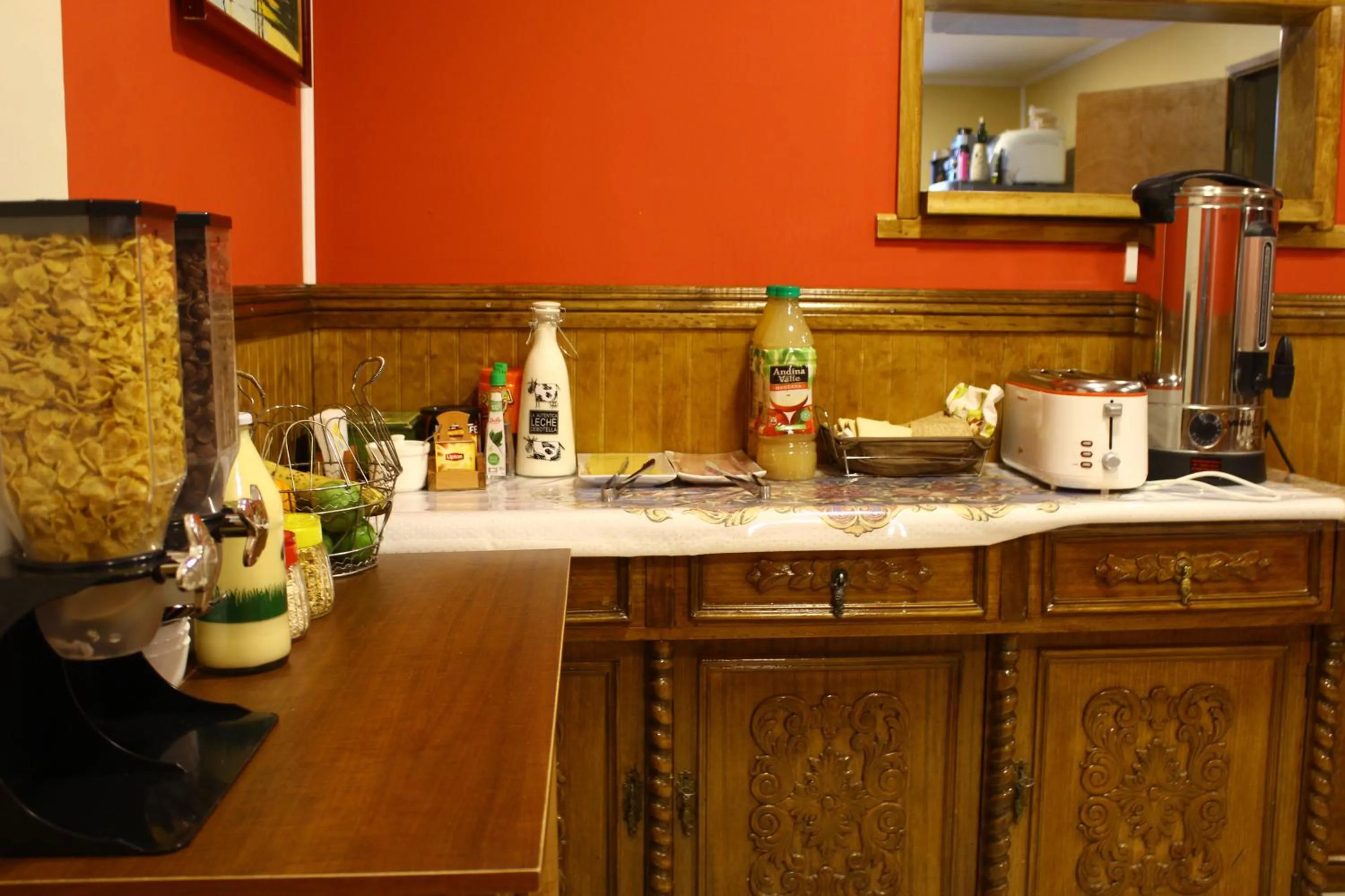 Breakfast in Hostal America en Puerto Natales