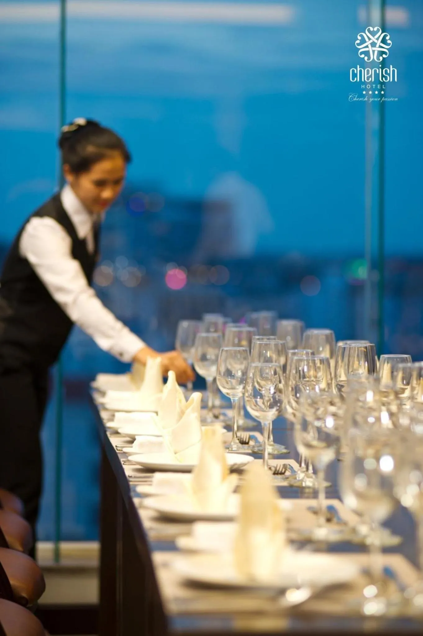 Restaurant/places to eat in Cherish Hue Hotel