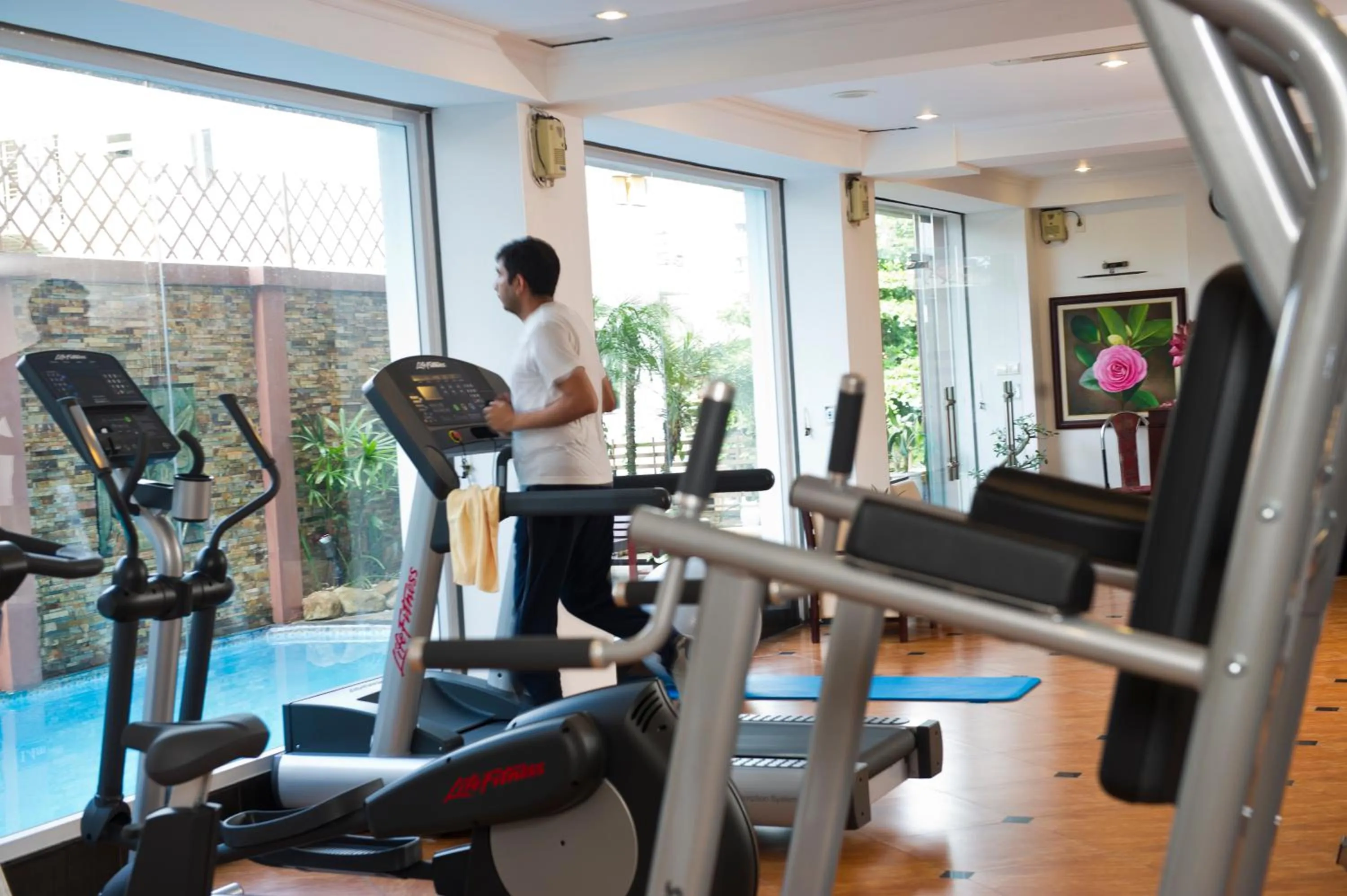 Fitness centre/facilities in Cherish Hue Hotel