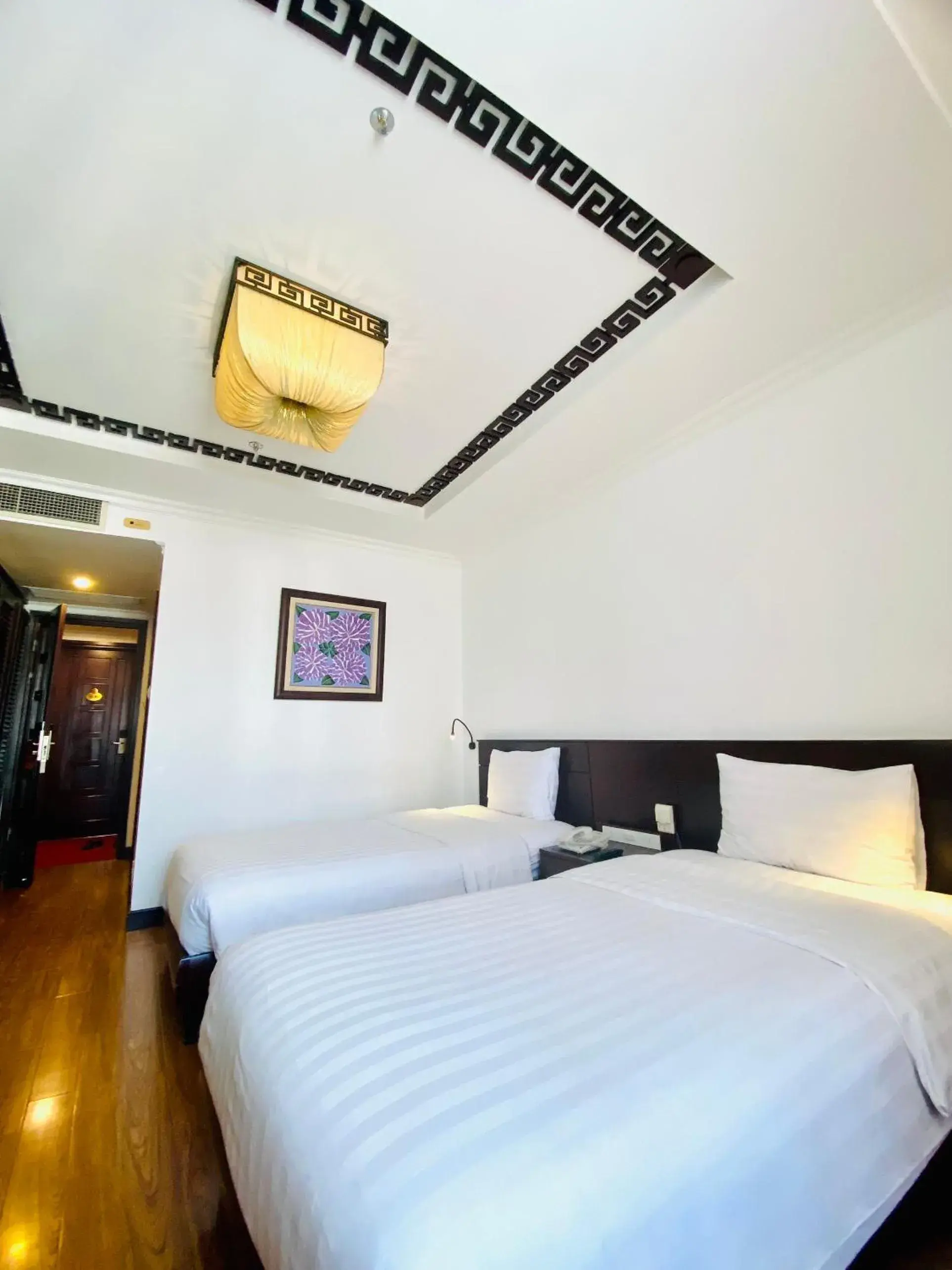 Twin Room with City View in Cherish Hue Hotel Twin Room with City View in Cherish Hue Hotel
