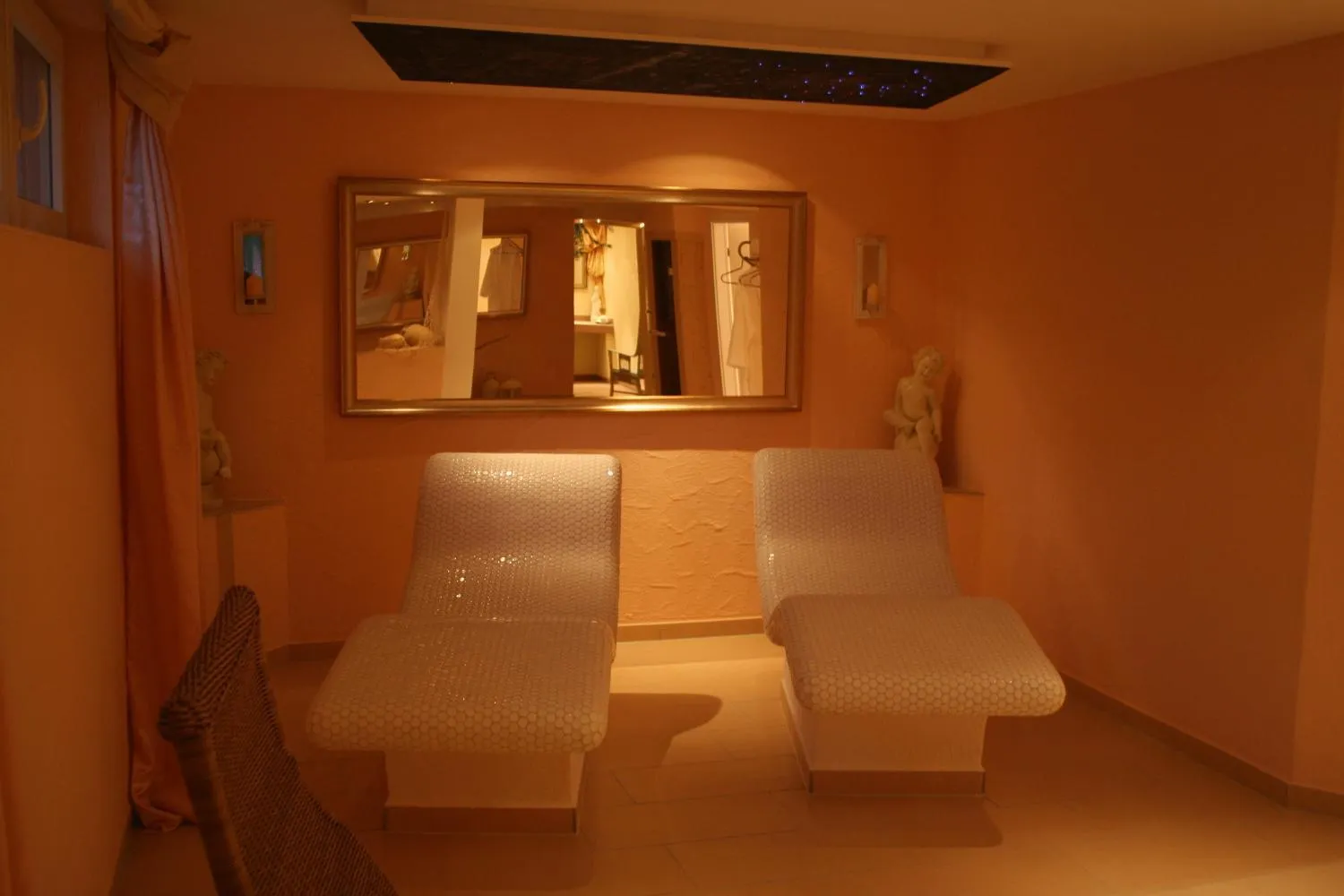 Spa and wellness centre/facilities in Hotel Landhaus Waldesruh