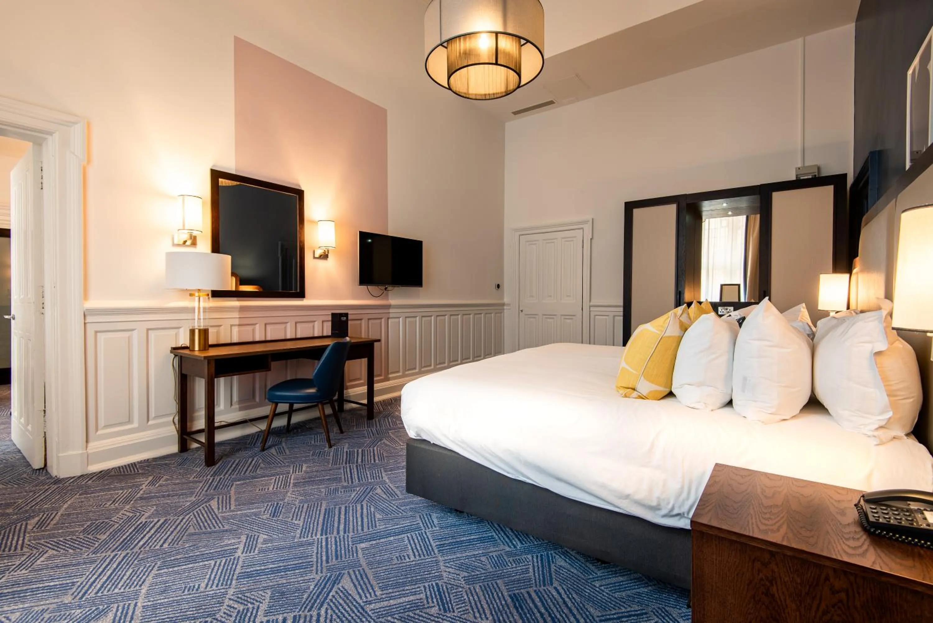 Bedroom, Bed in voco Grand Central Glasgow by IHG