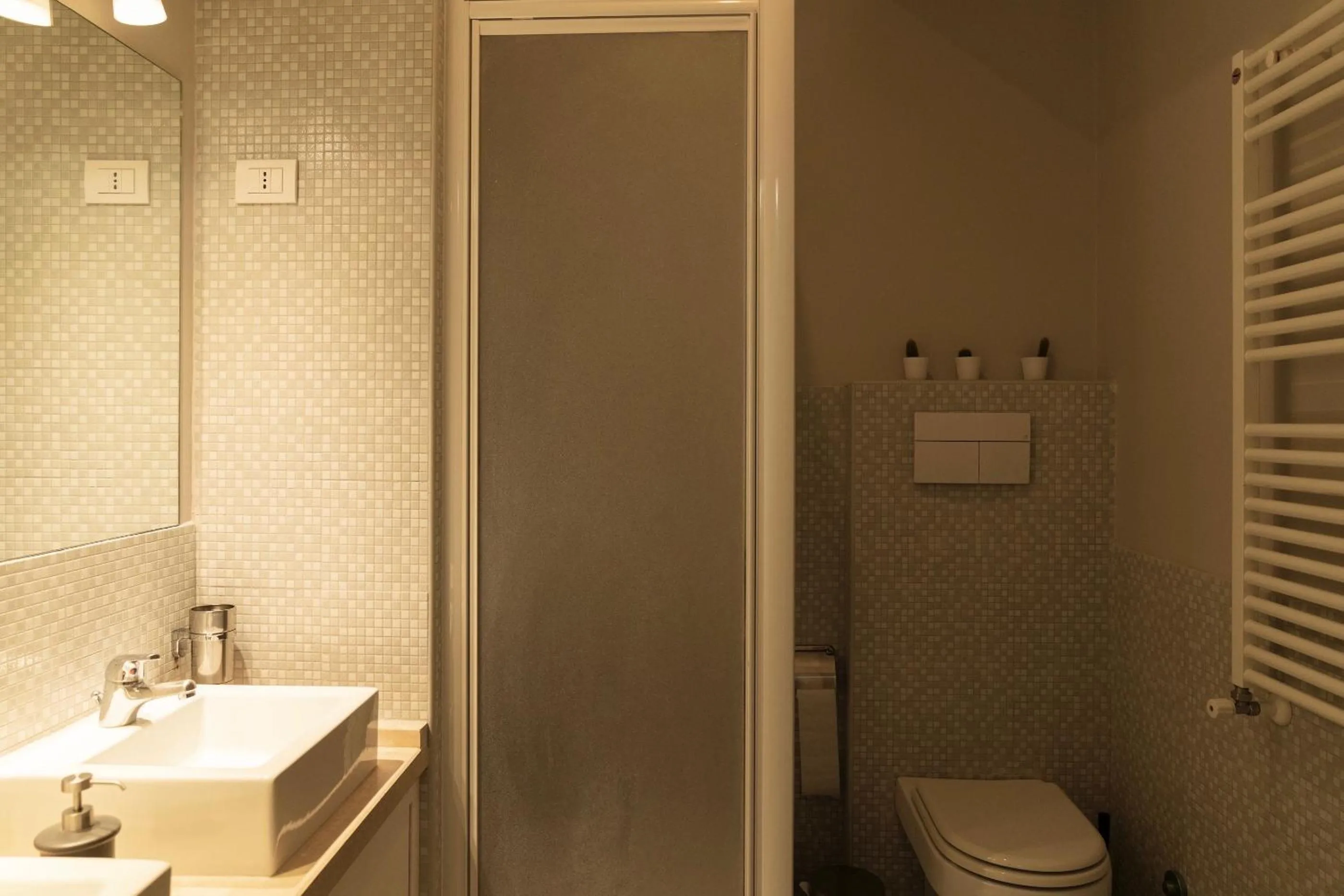 Bathroom in TrastevereInn