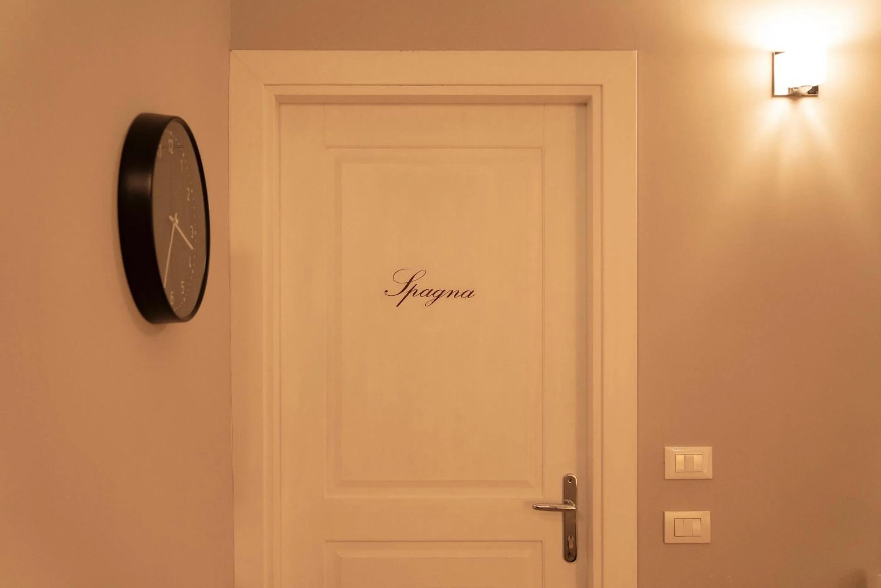 Bedroom in TrastevereInn