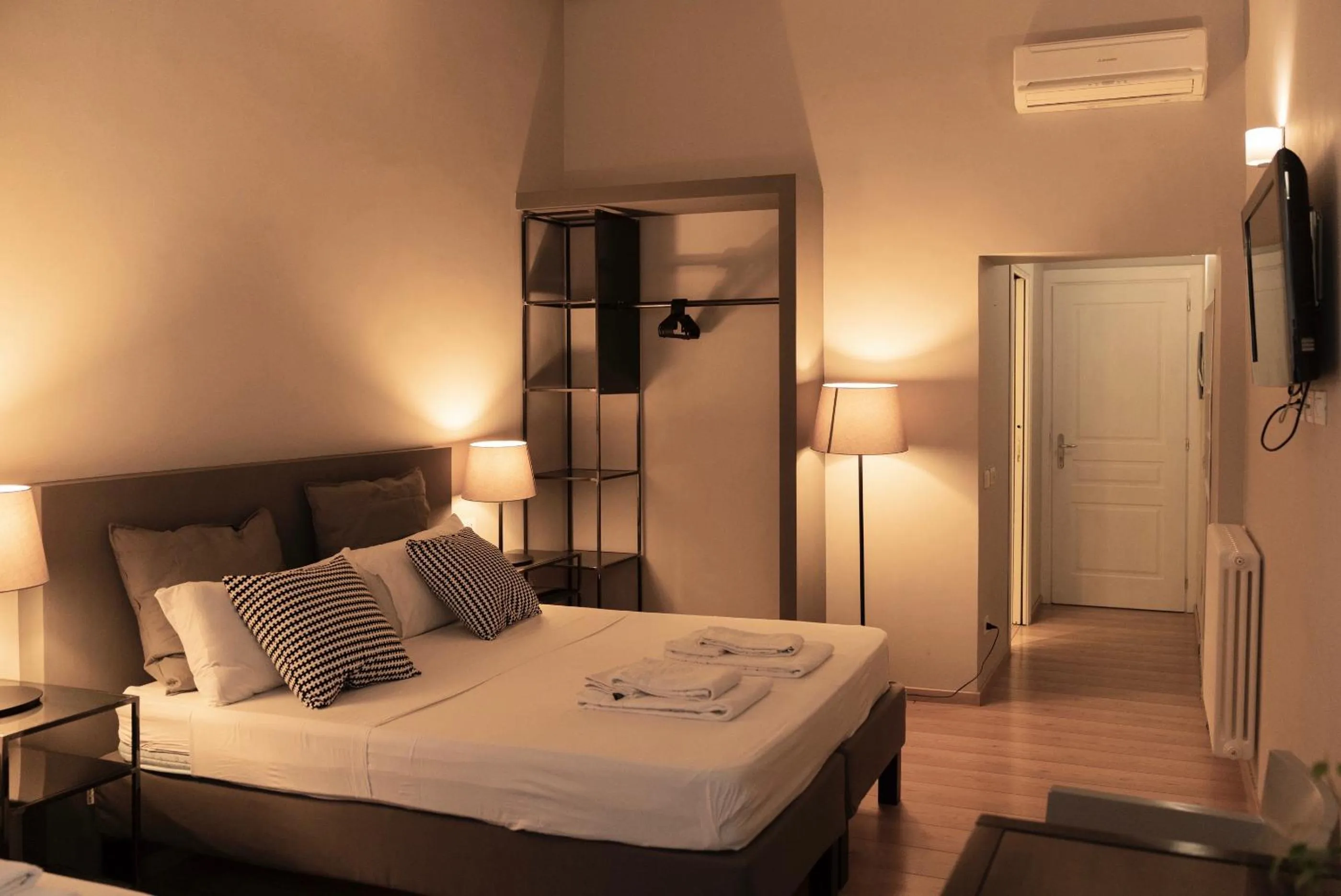 Bedroom, Bed in TrastevereInn