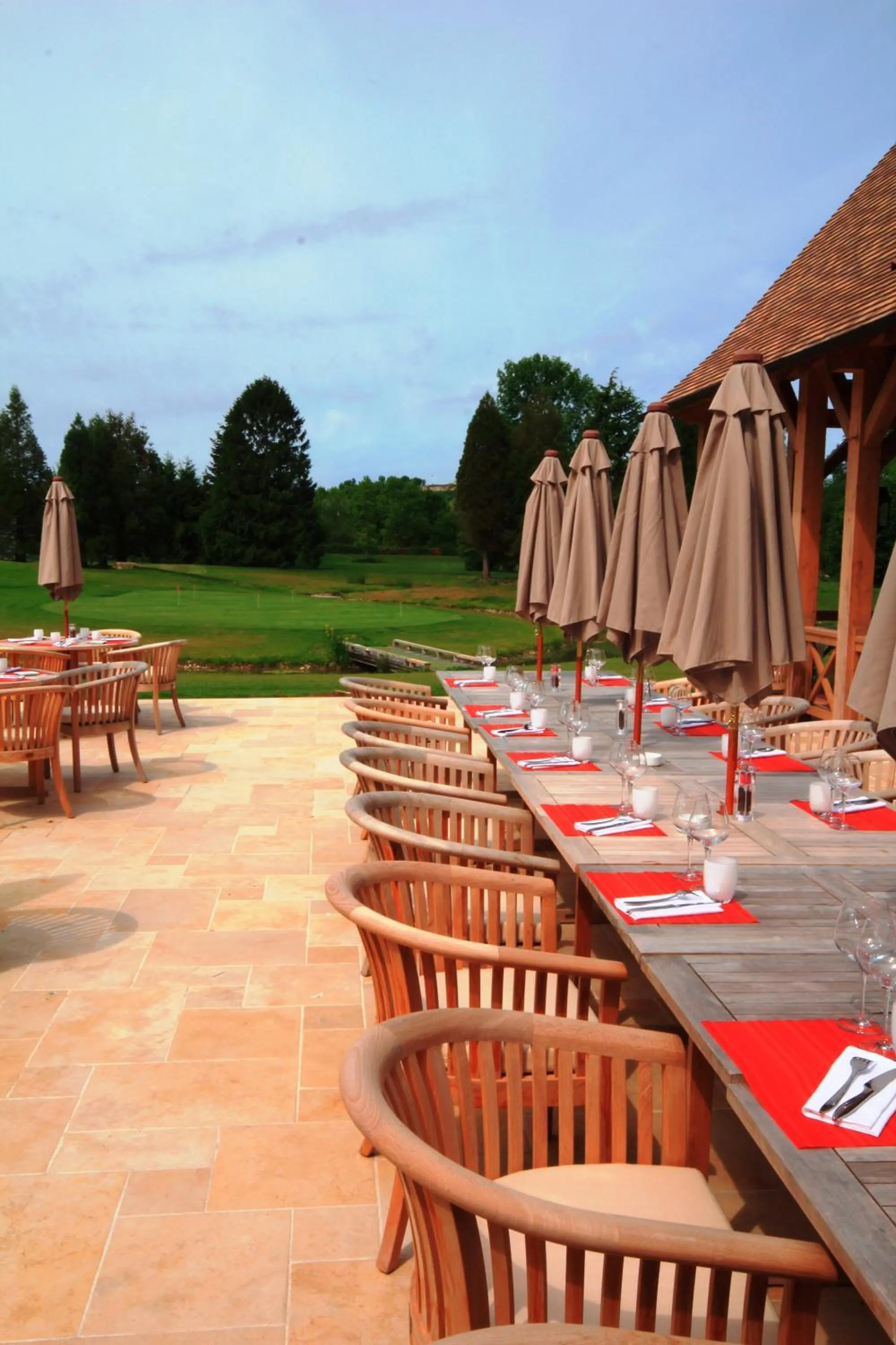 Restaurant/places to eat in Le Gingko - Hotel du Golf Parc Robert Hersant
