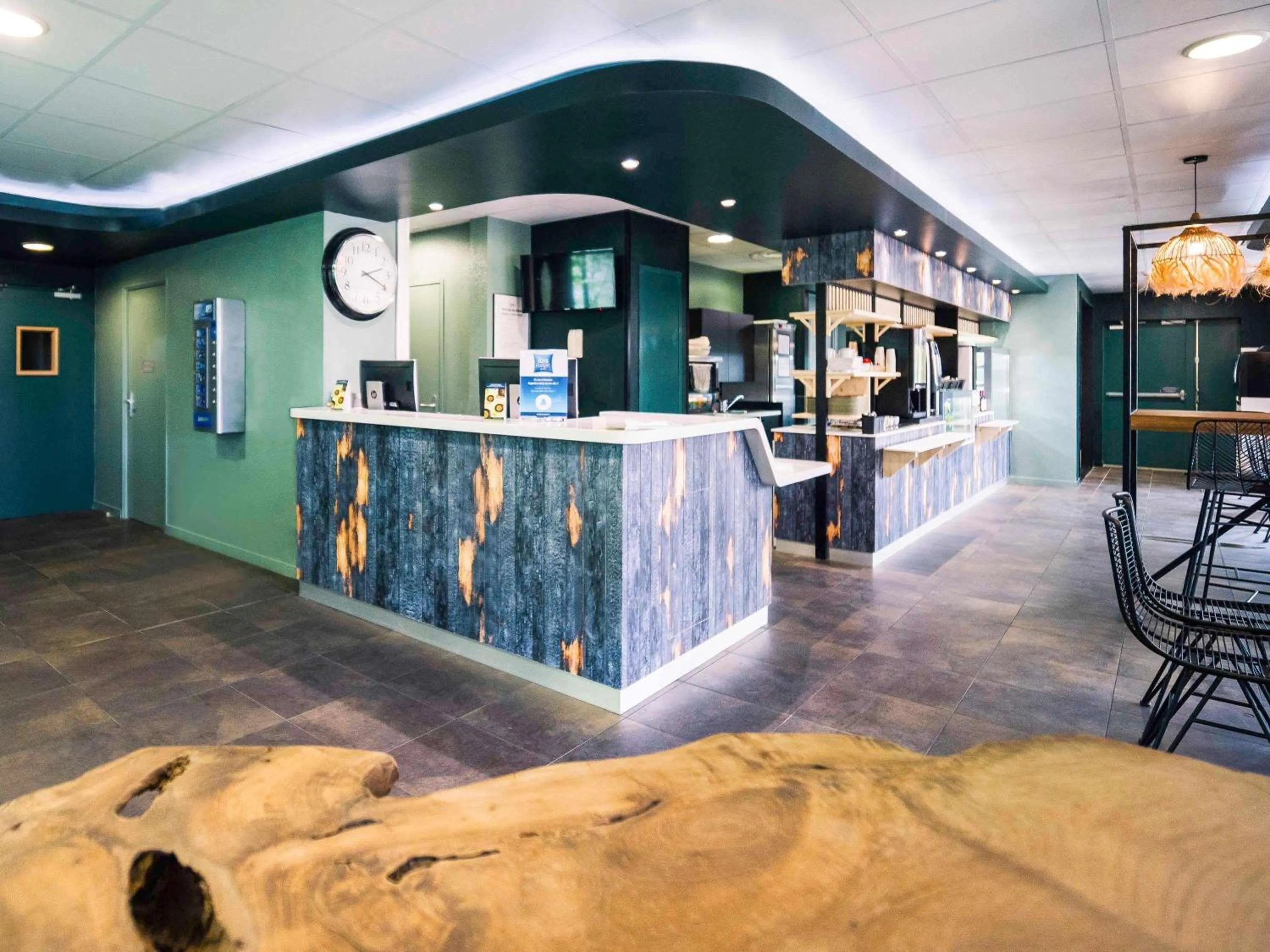 Property building in ibis budget Bordeaux Aéroport