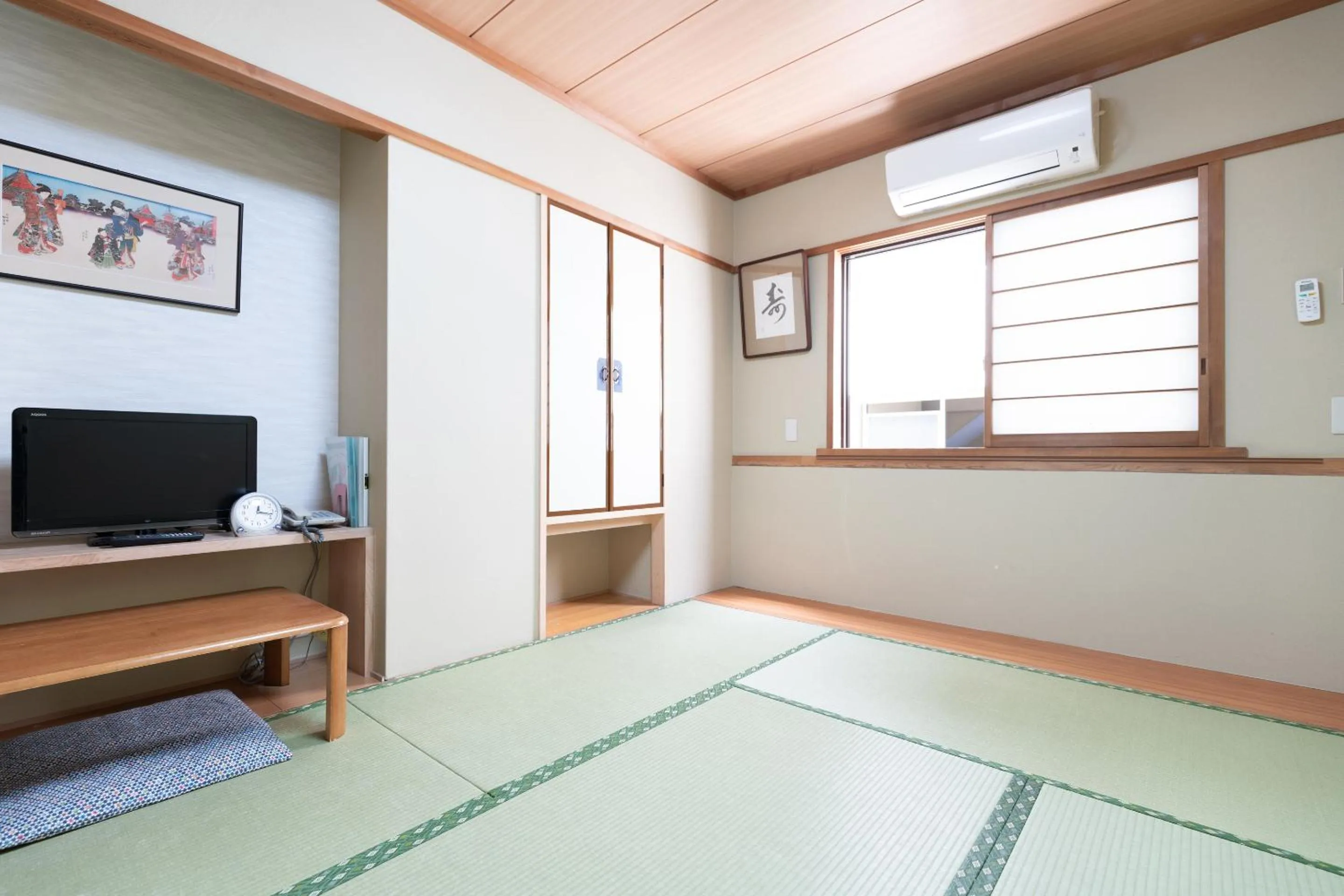 Bedroom in Sakura Ryokan Asakusa Iriya