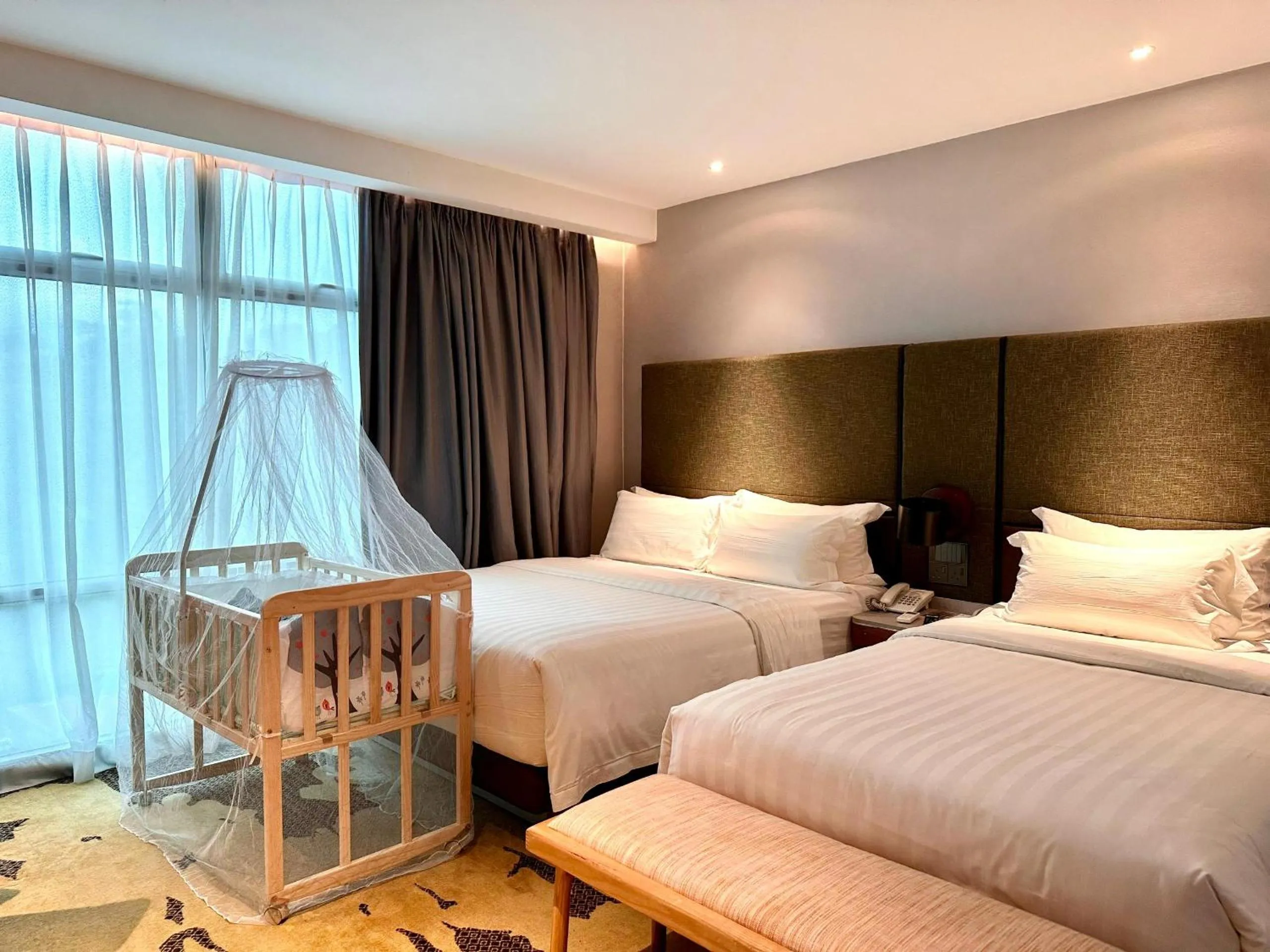 Bed in King Park Hotel Kota Kinabalu