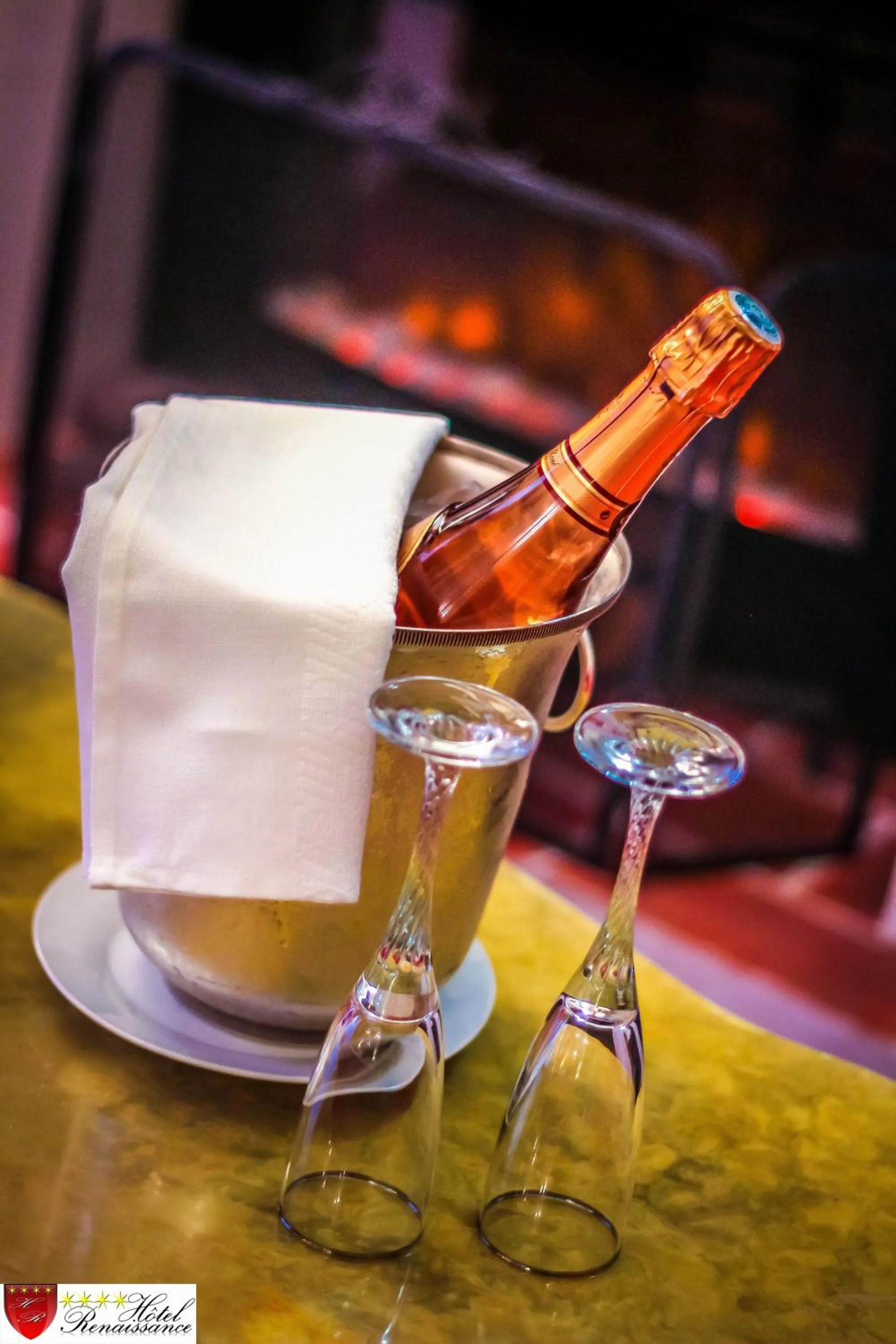 Bedroom in Hôtel Renaissance