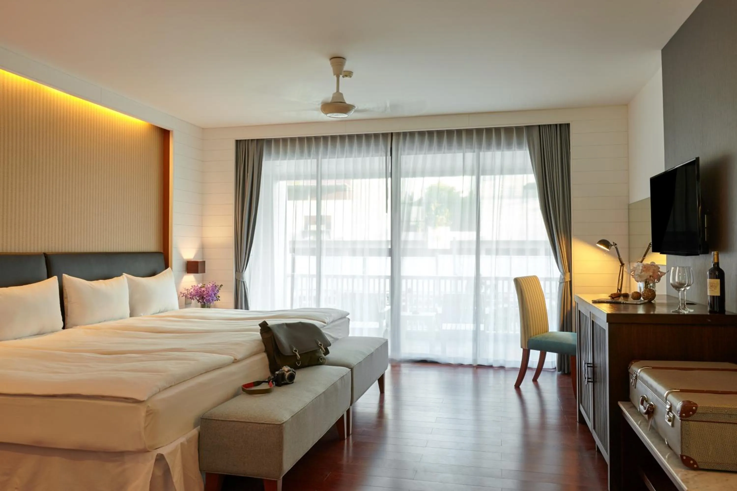 Bed in Loligo Resort Hua Hin