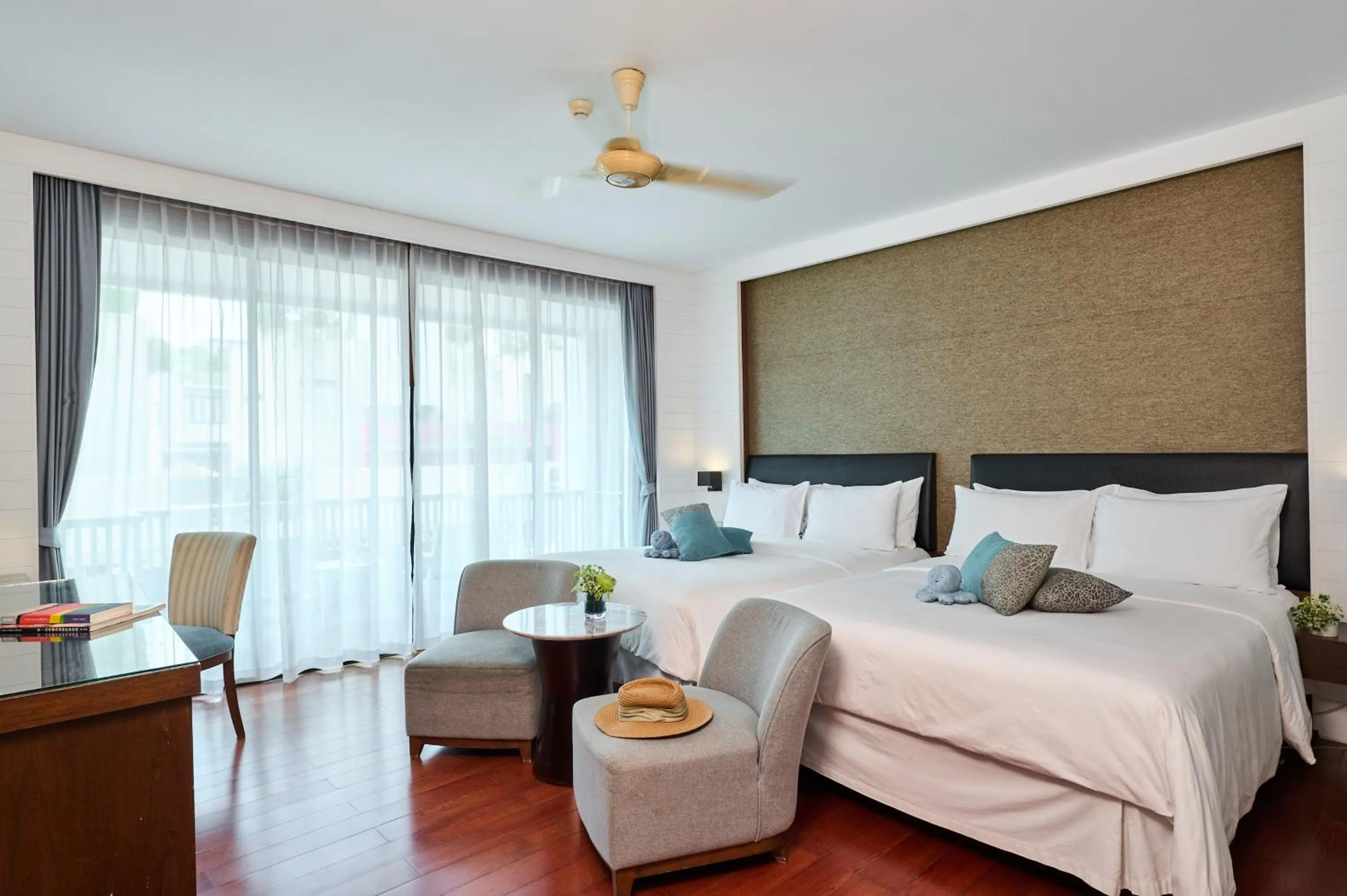 Bed in Loligo Resort Hua Hin