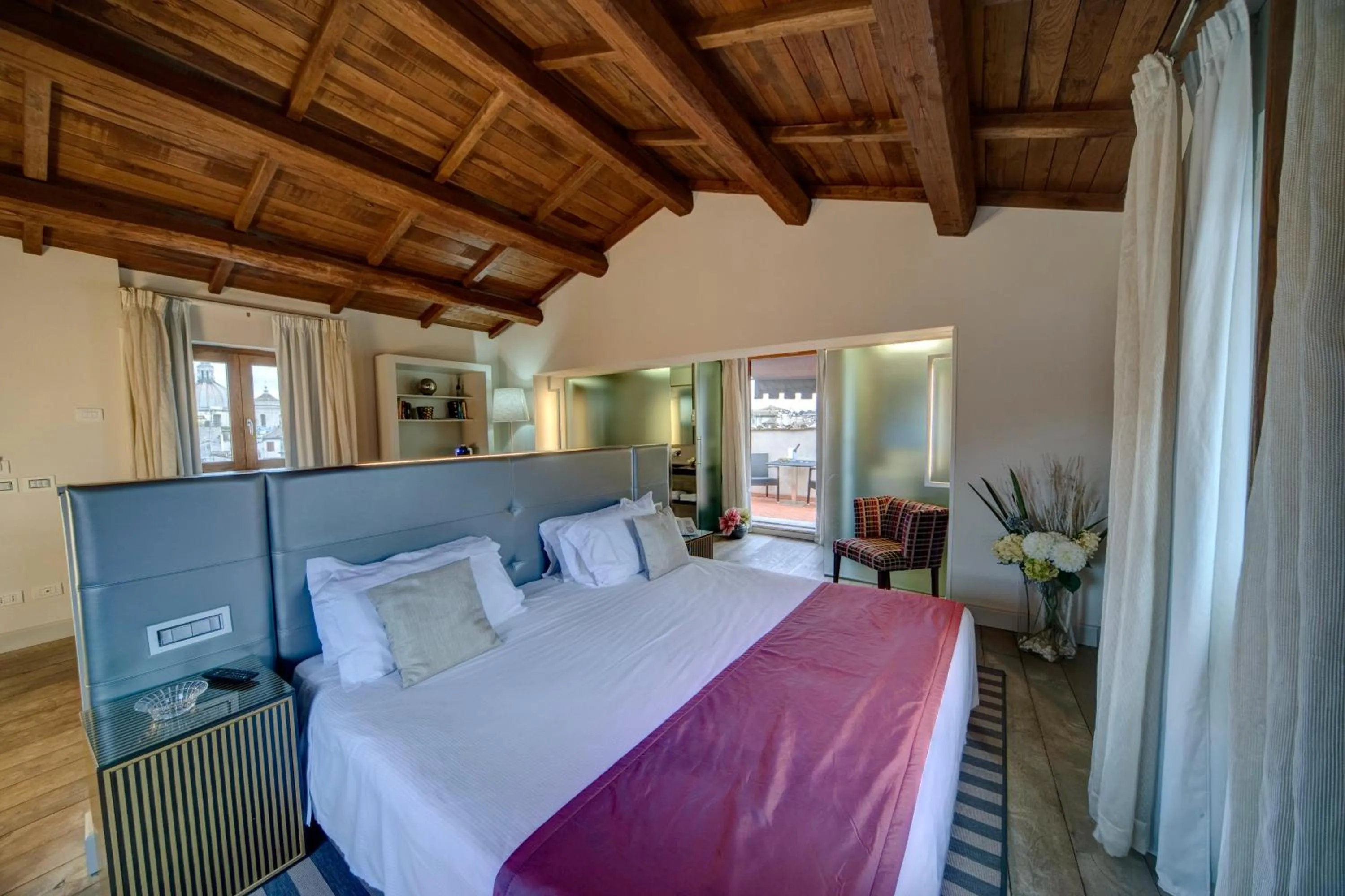 Day, Bed in Navona Palace Luxury Inn