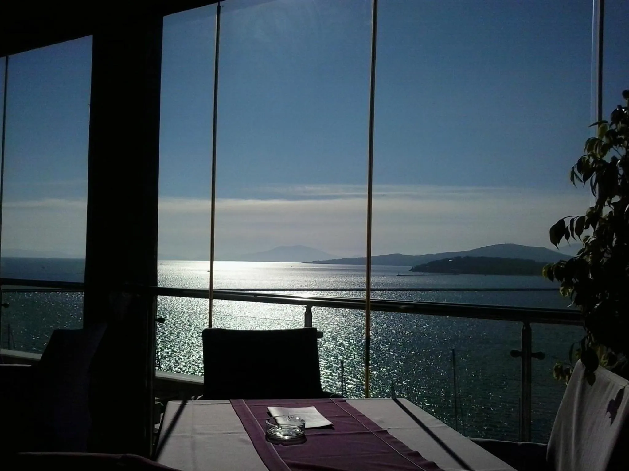 Restaurant/places to eat in Hotel Kipseli