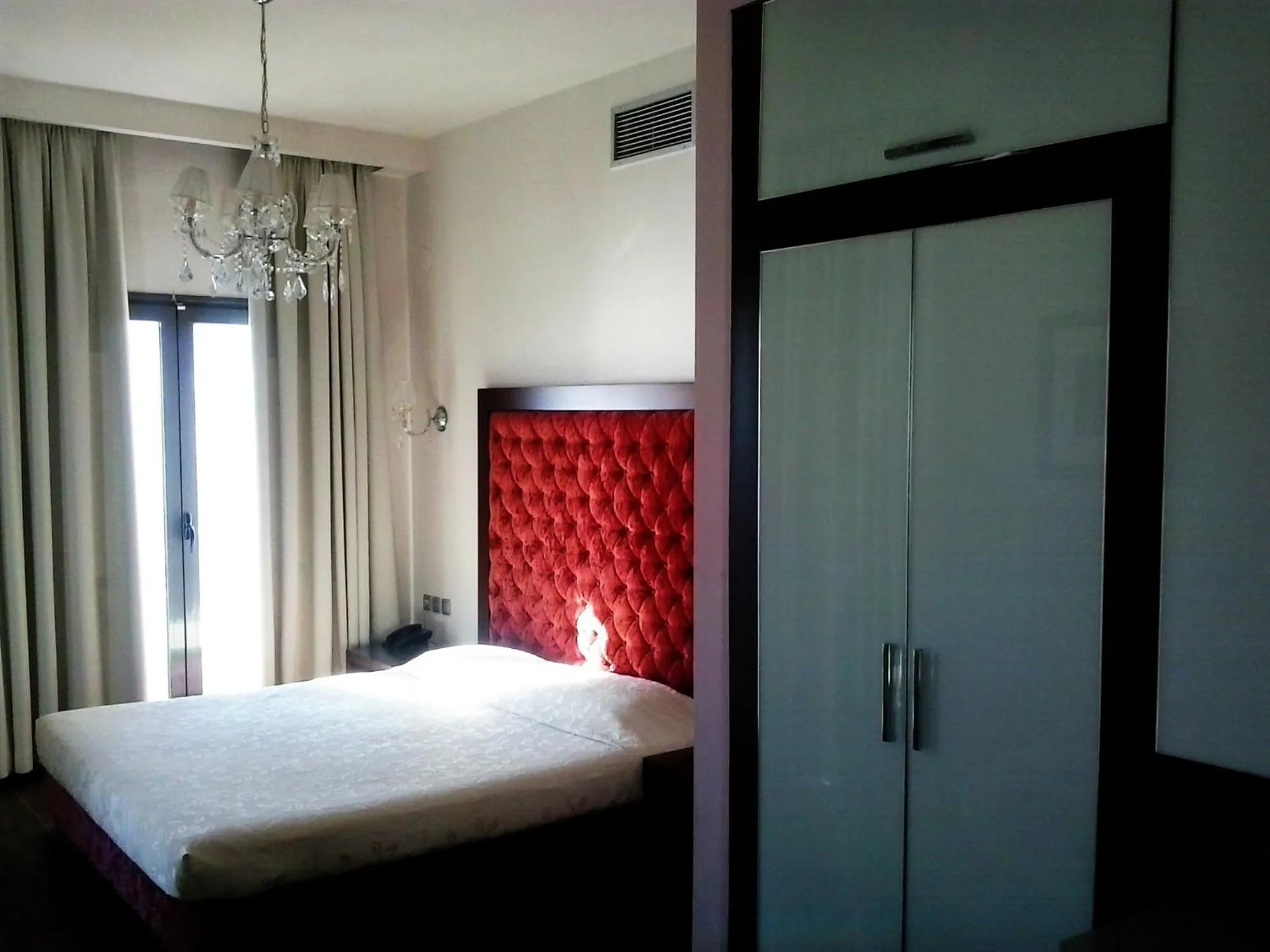 Photo of the whole room, Bed in Hotel Kipseli