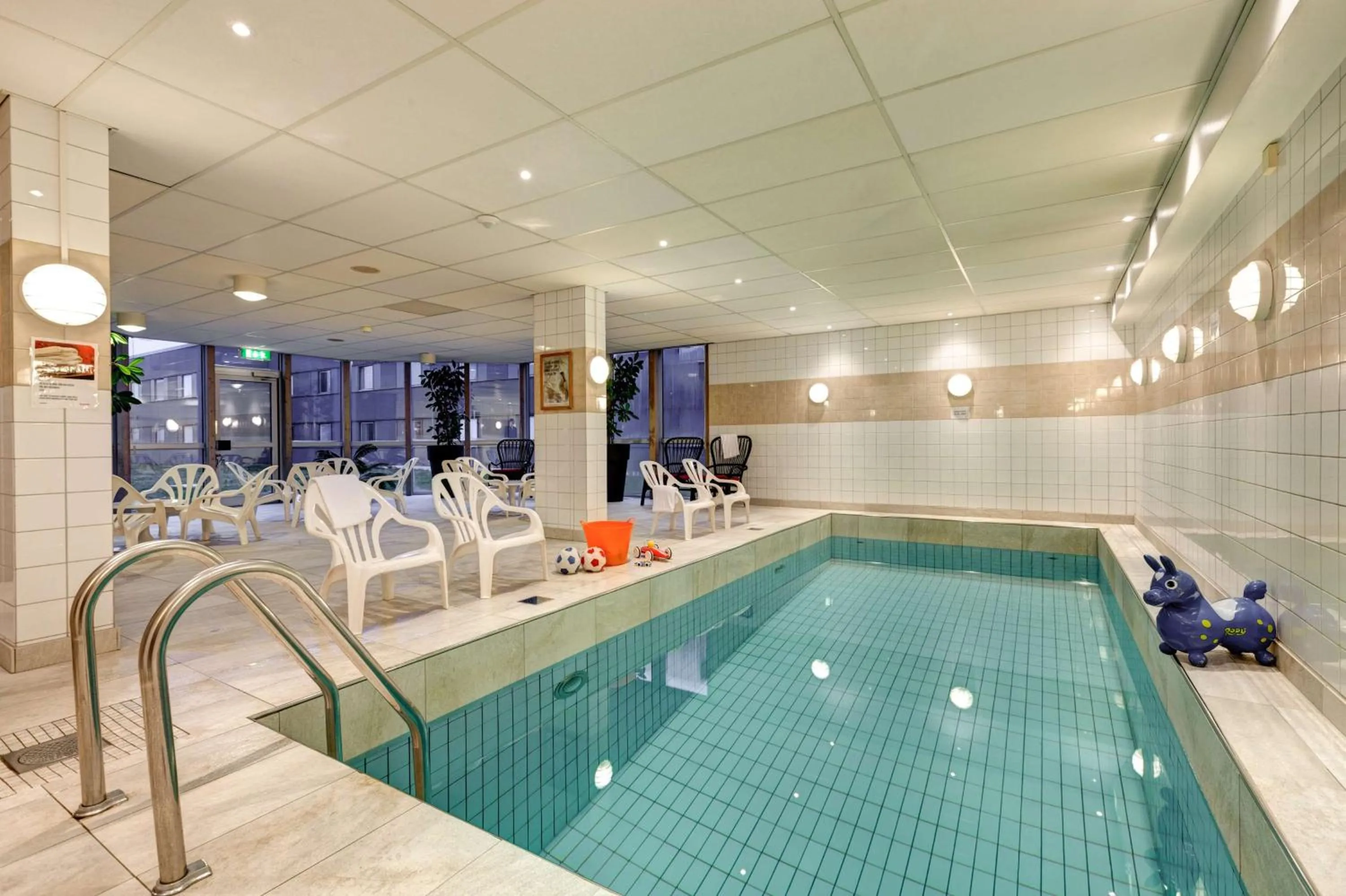 Pool view in Scandic Linköping Väst
