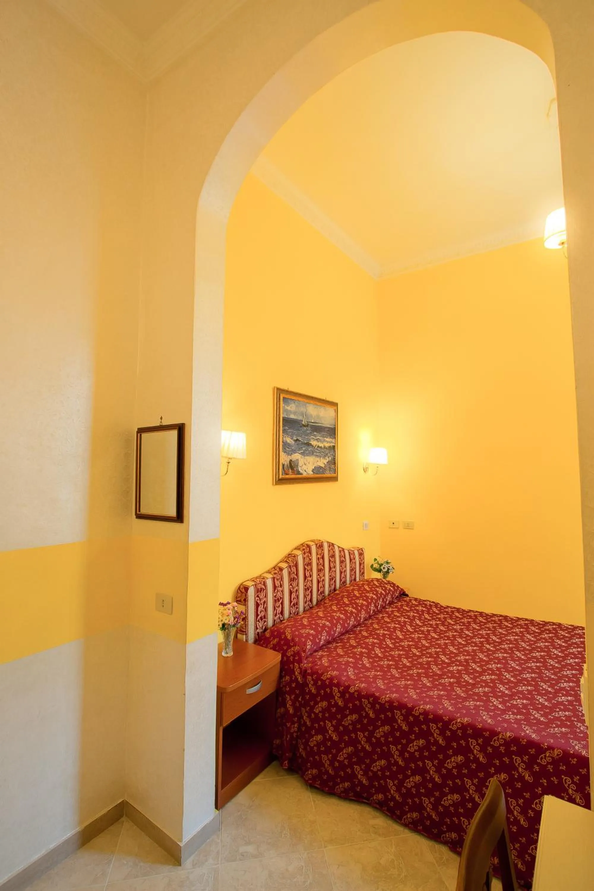 Bedroom, Bed in Bed In Roma