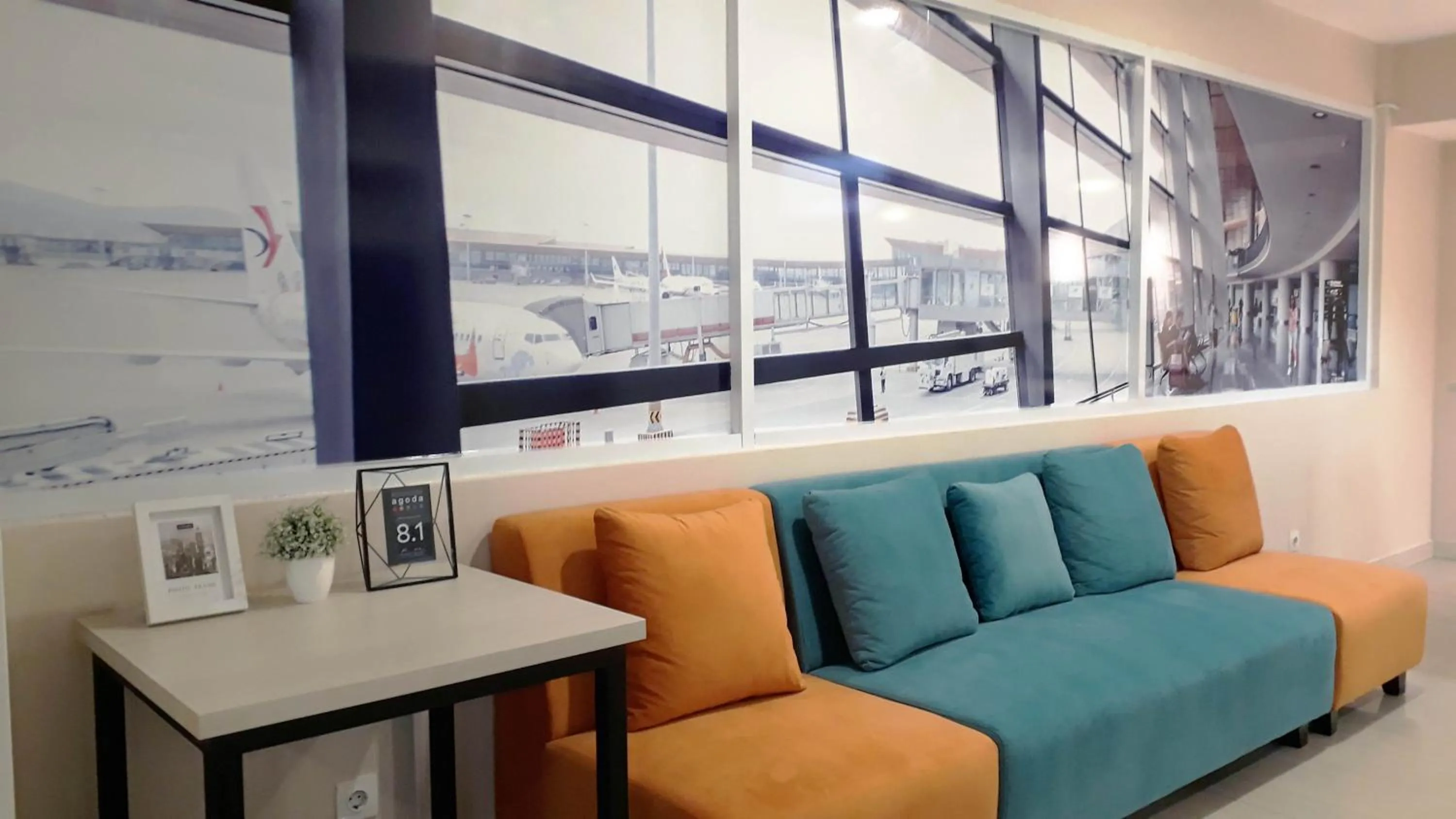 Lobby or reception in Titanium Express HomTel