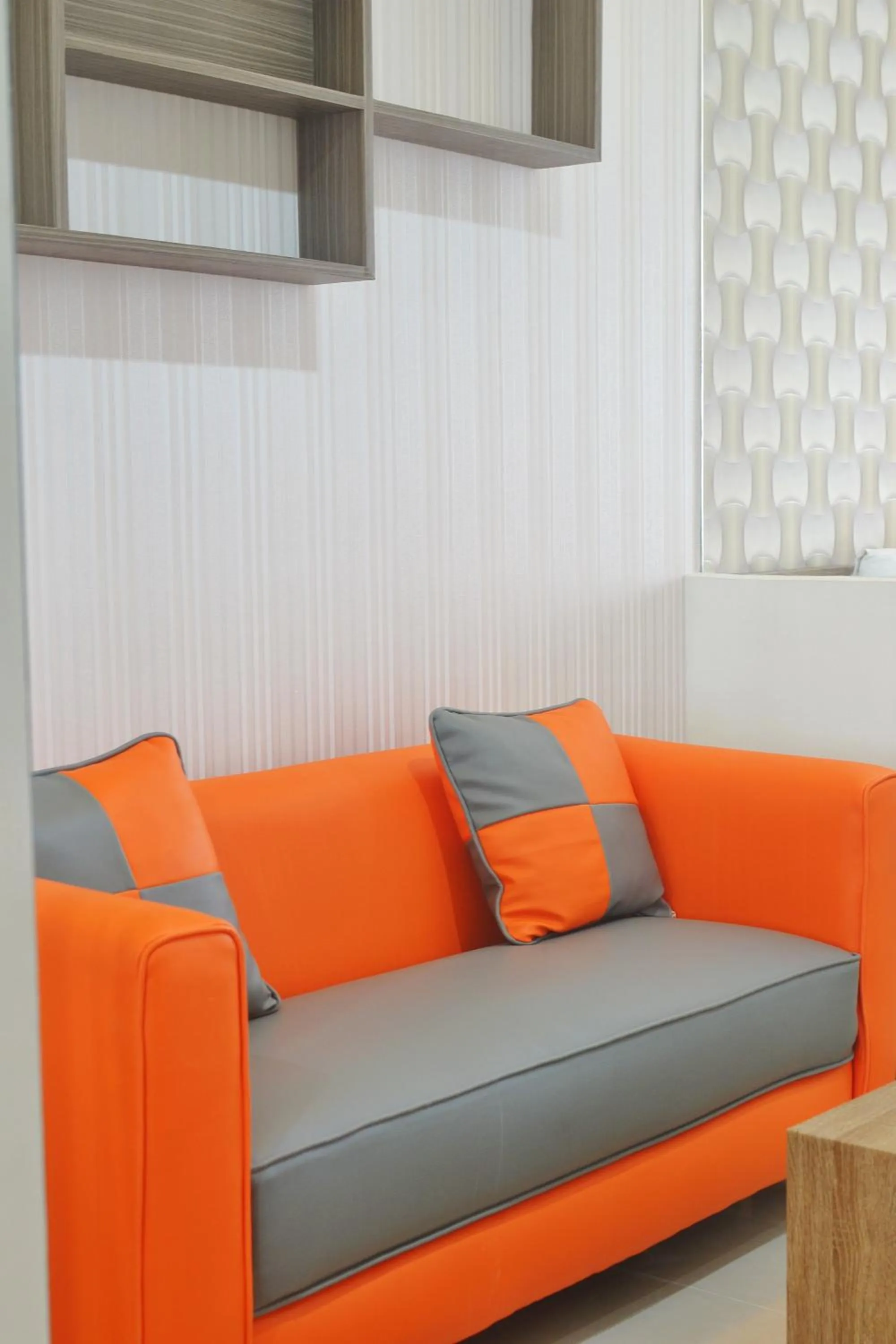 Living room in Titanium Express HomTel