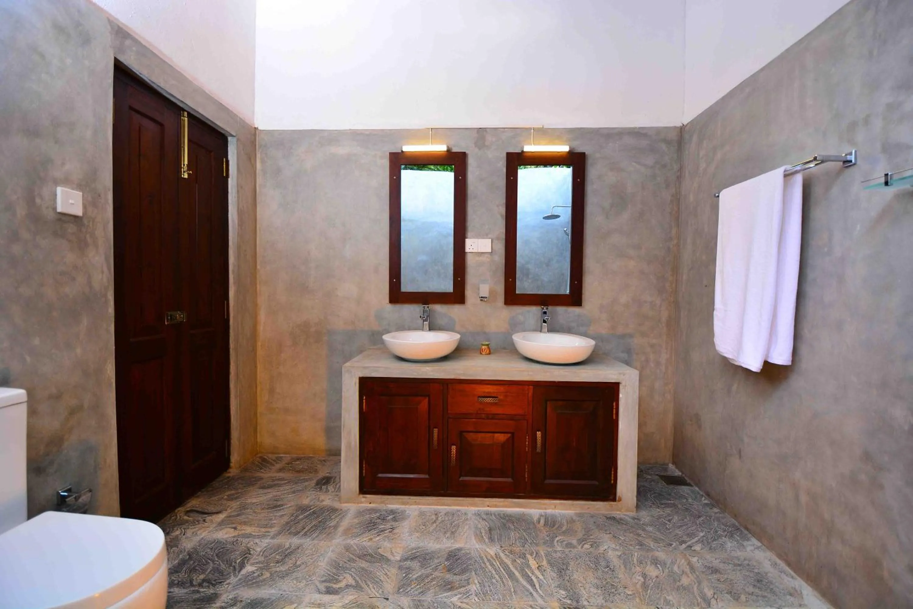 Bathroom in Handun Villas