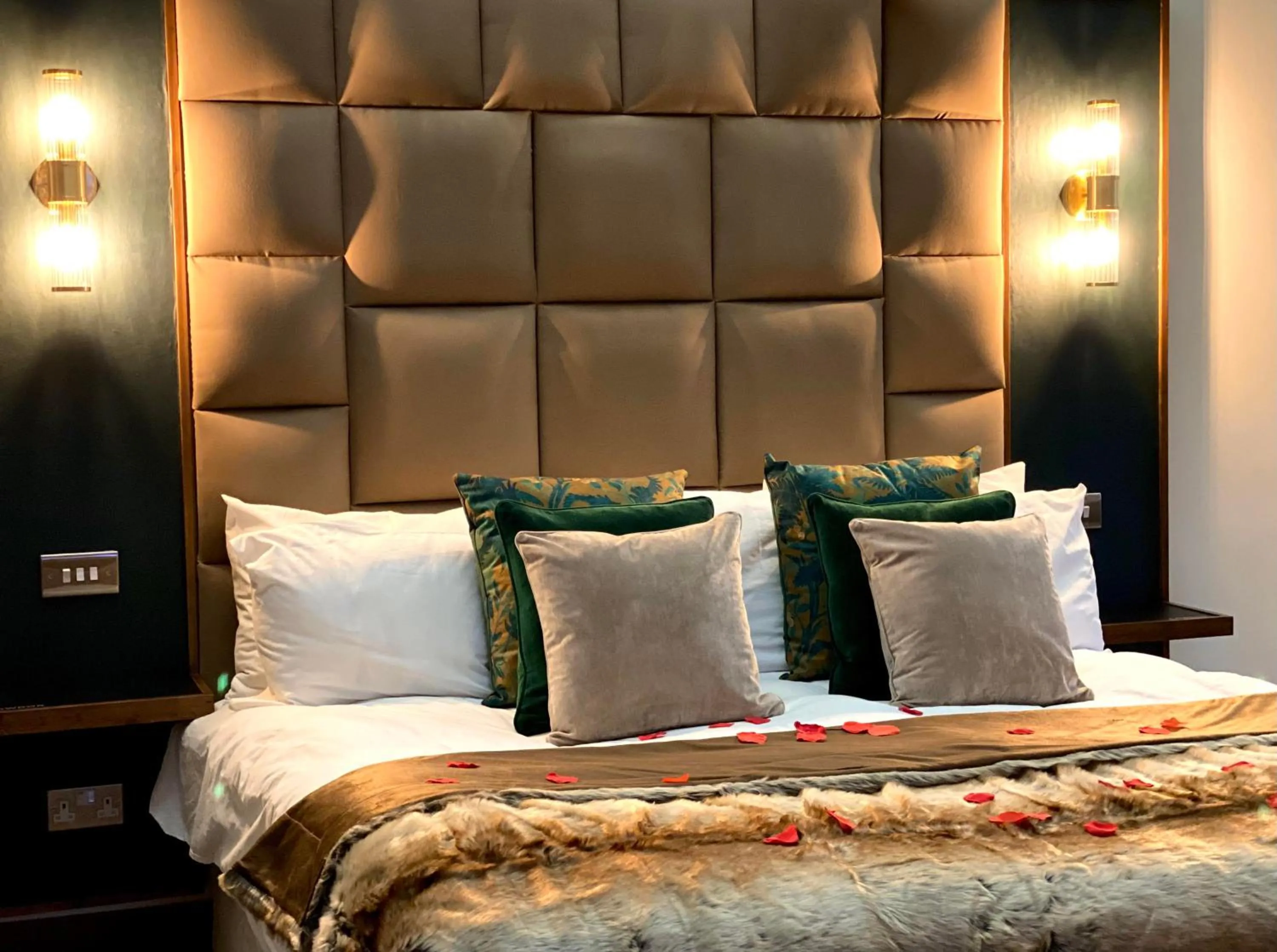 Bedroom, Bed in The Cawdor