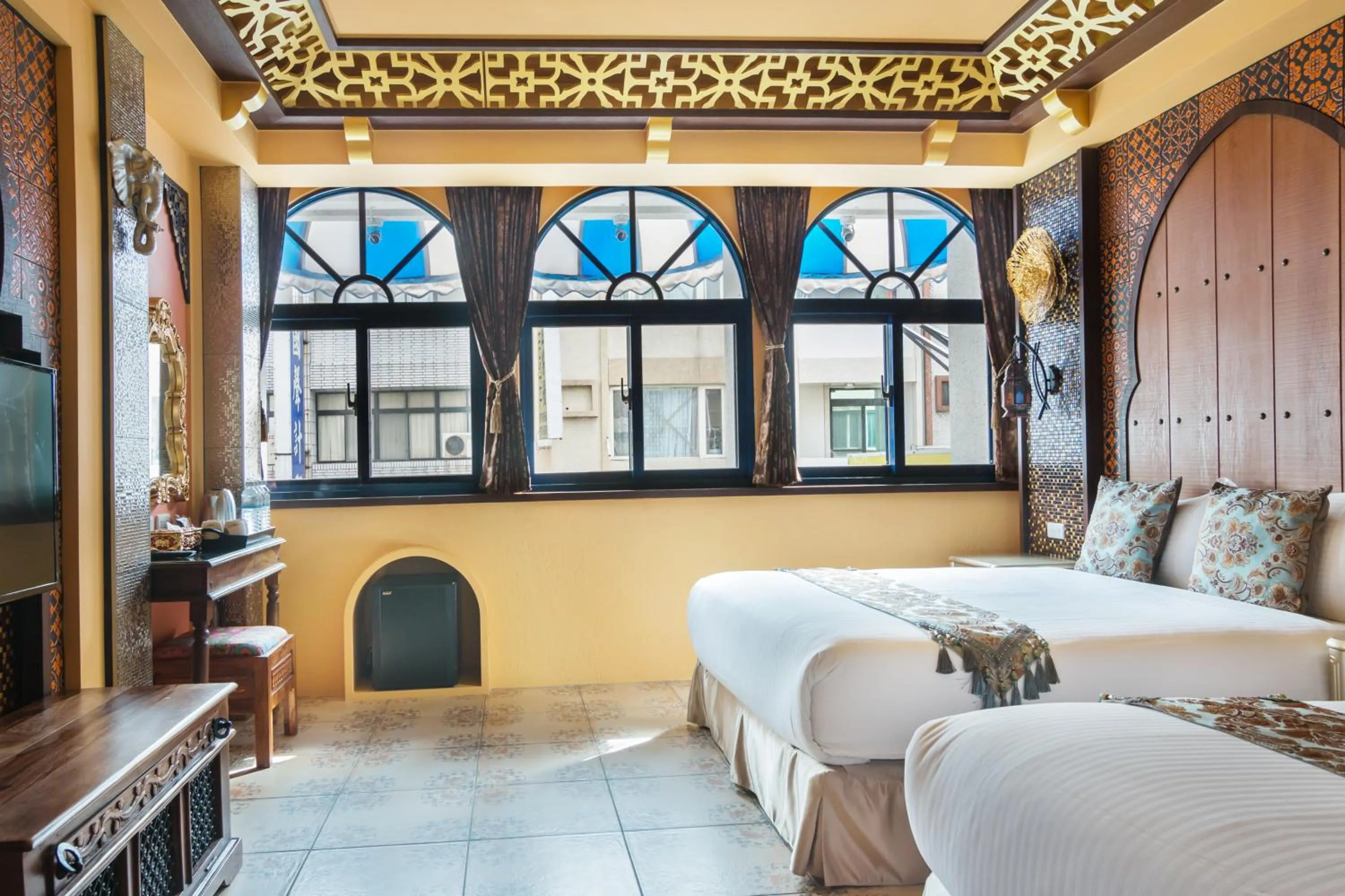 bunk bed in J.T.World