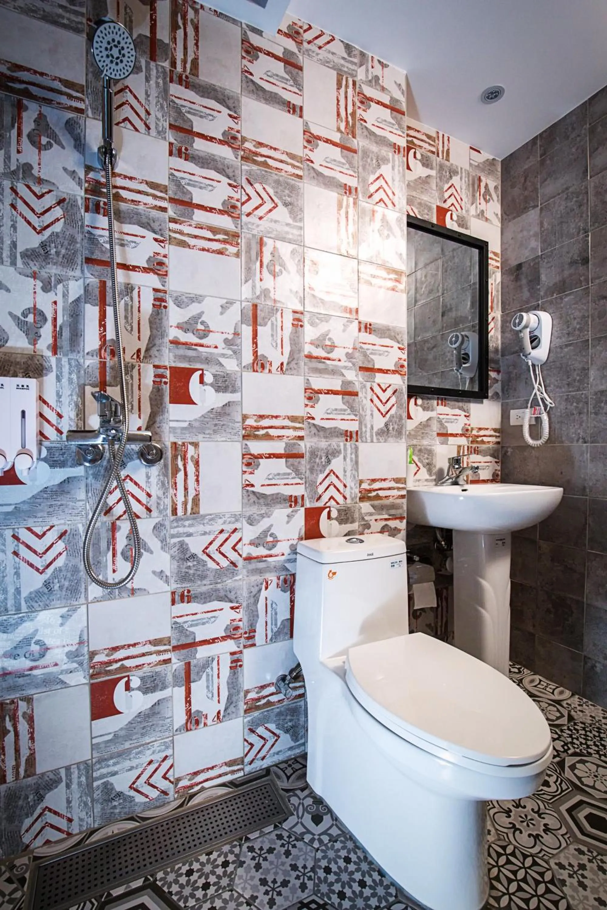 Bathroom in J.T.World