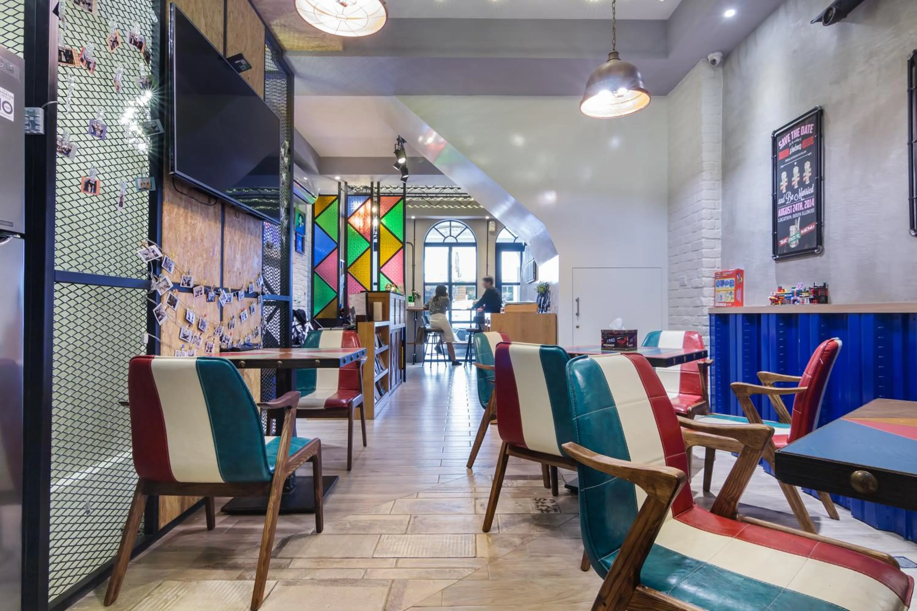 Communal lounge/ TV room in J.T.World