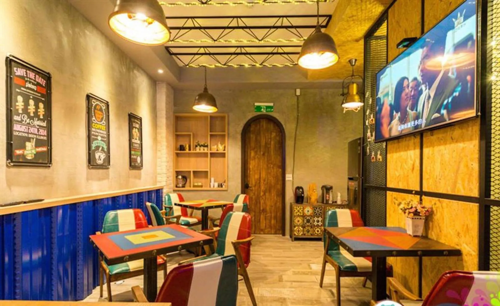 Seating area in J.T.World