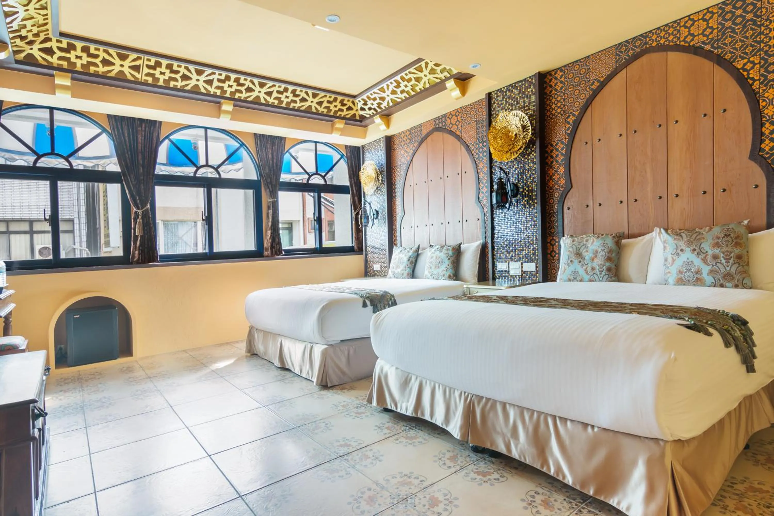 bunk bed in J.T.World