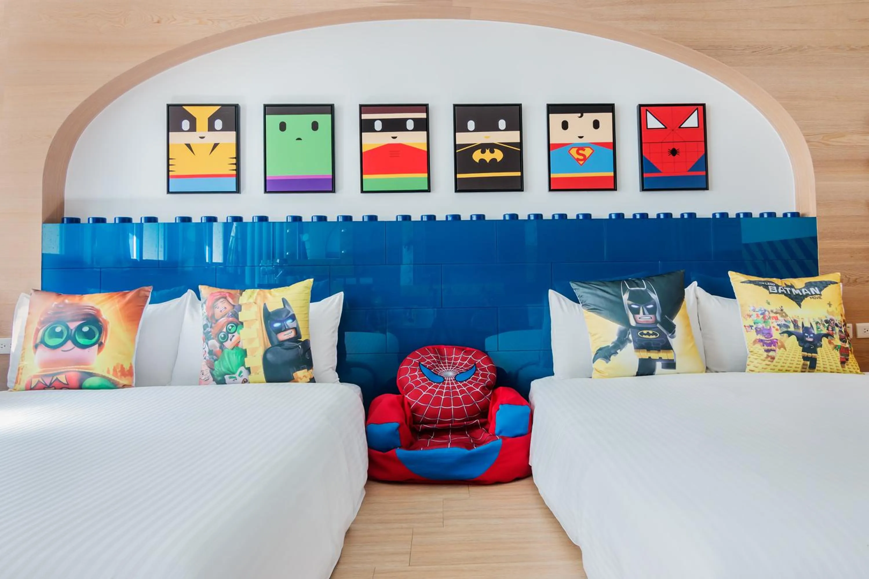 bunk bed in J.T.World